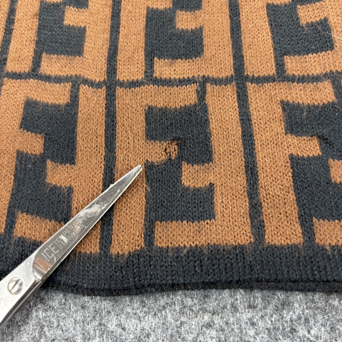 Fendi × Vintage Fendi # D729 # Muffler # Neckwear Size ONE SIZE - 5 Thumbnail