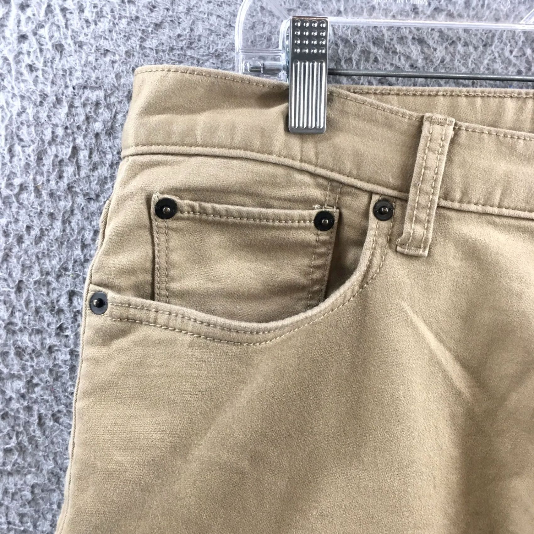 Banana Republic Banana Republic Tapered Pants Mens 34 Beige Slim Fit Mid Rise Khakis 5-Pocket Regular Inseam 28in Straight Leg Boys Mens Size US 34 / EU 50 - 3 Thumbnail