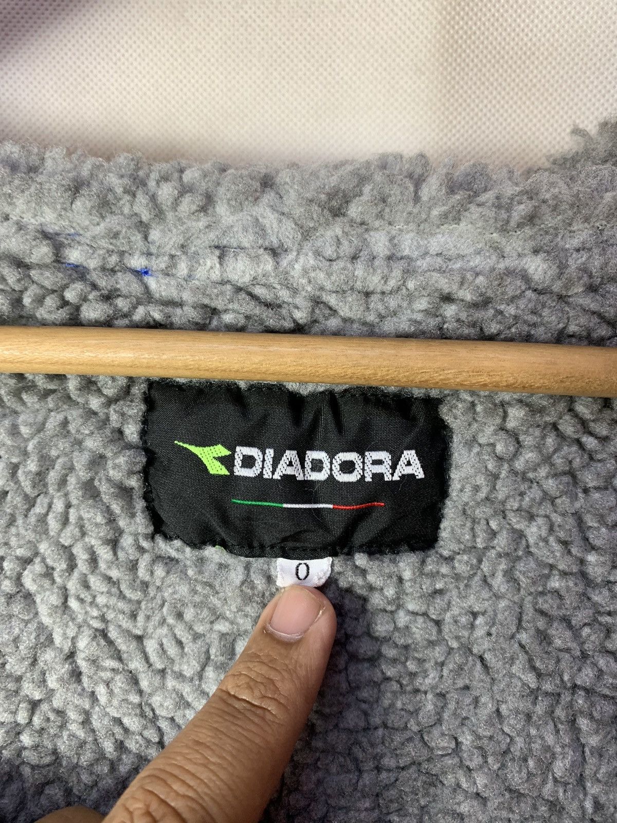 Diadora Steals! Diadora Sportswear Long Coach Jacket Fleece Lining Size US L / EU 52-54 / 3 - 7 Thumbnail