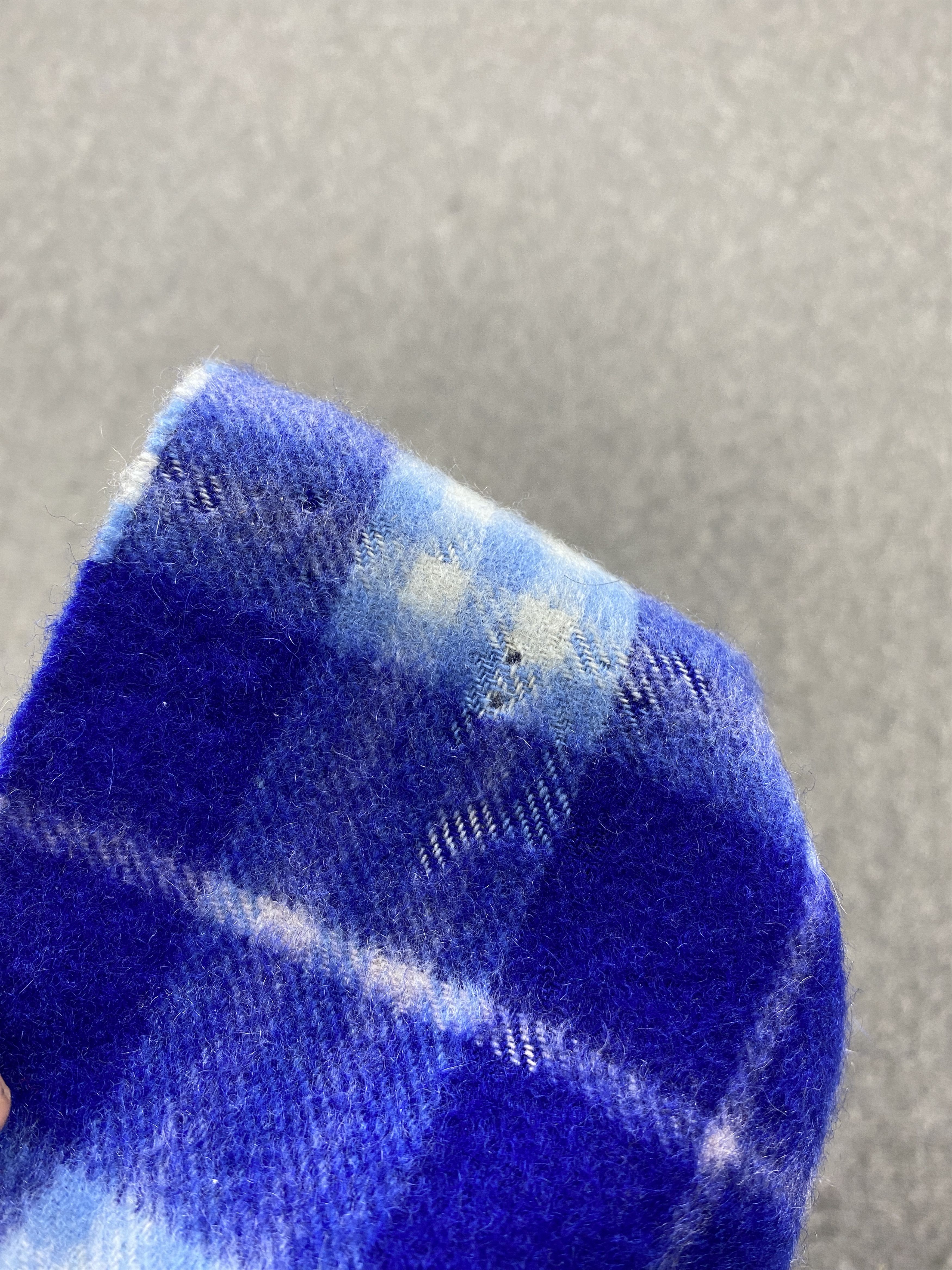 Burberry Burberry Cashmere Scarf / Muffler / Neckwear SC0176 Size ONE SIZE - 14 Thumbnail