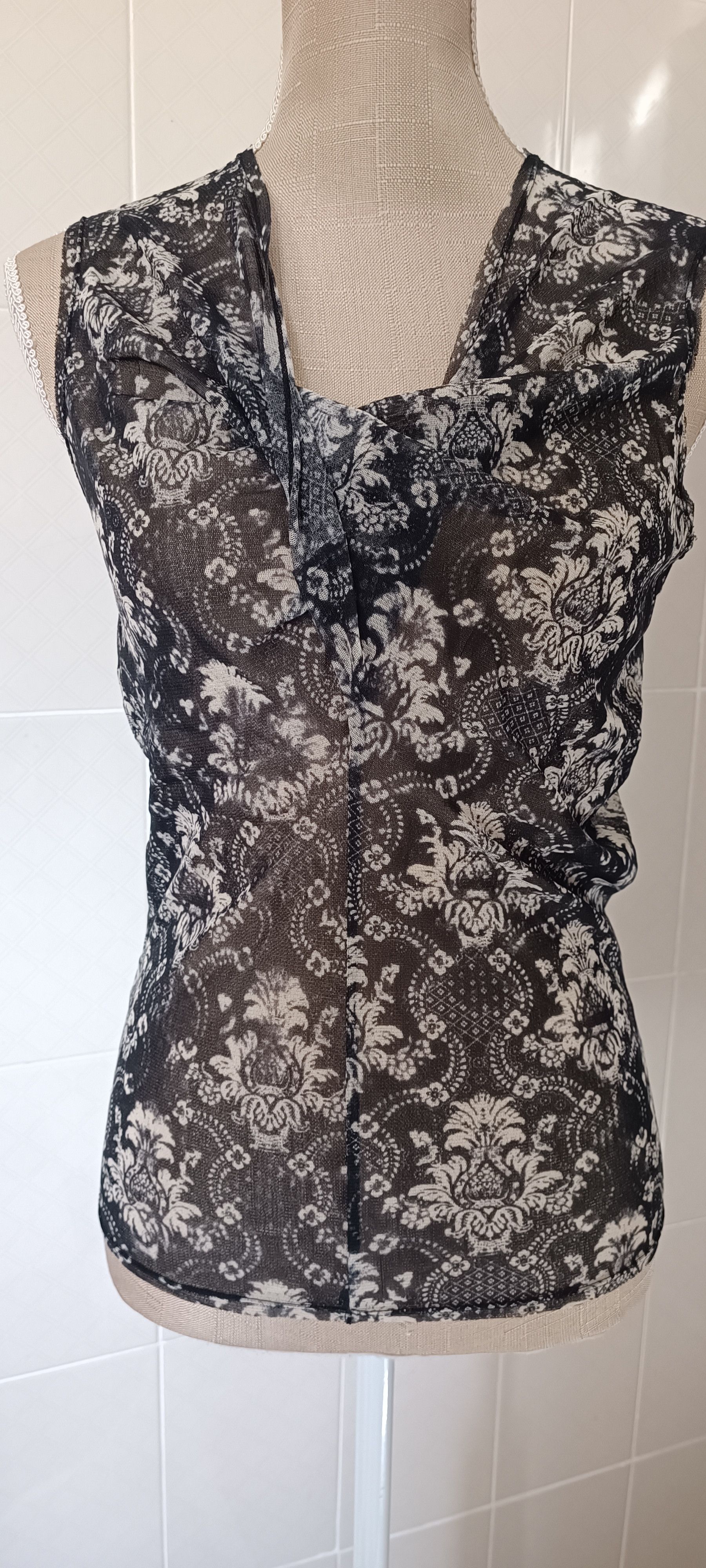 Issey Miyake Floral print top Size M / US 6-8 / IT 42-44 - 1 Thumbnail
