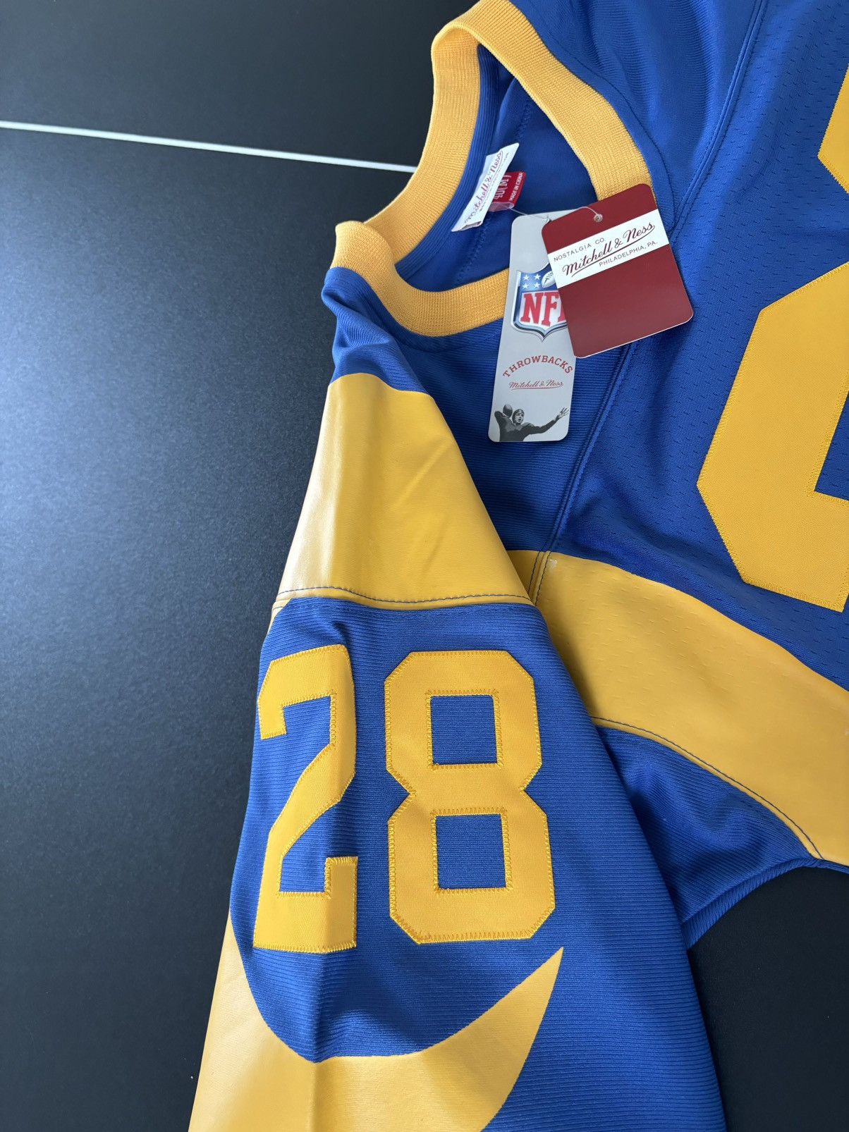 Mitchell & Ness Marshall Faulk Royal St. Louis Rams Gridiron Classics 1999 Size US XXS / EU 40 - 5 Thumbnail