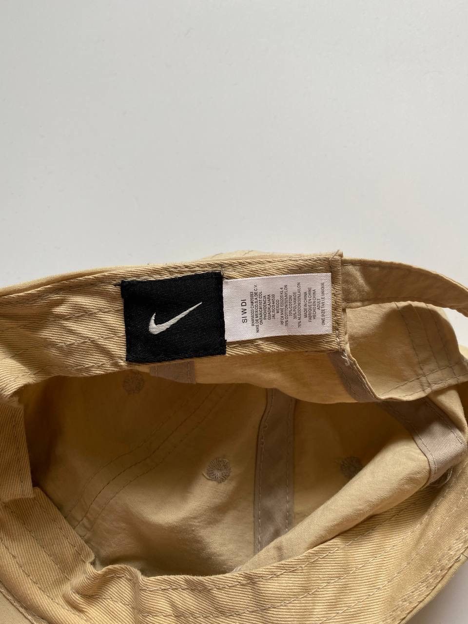 Nike Vintage Nike Metal Swoosh small logo cap Beige OS Size ONE SIZE - 5 Thumbnail