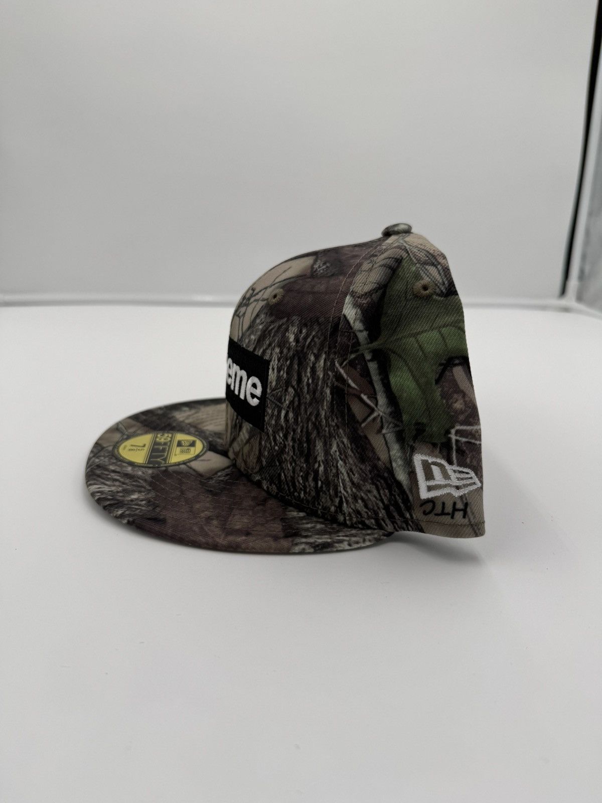 Supreme Supreme Breast Cancer Awareness Box Logo New Era Fall Camo Size ONE SIZE - 4 Thumbnail
