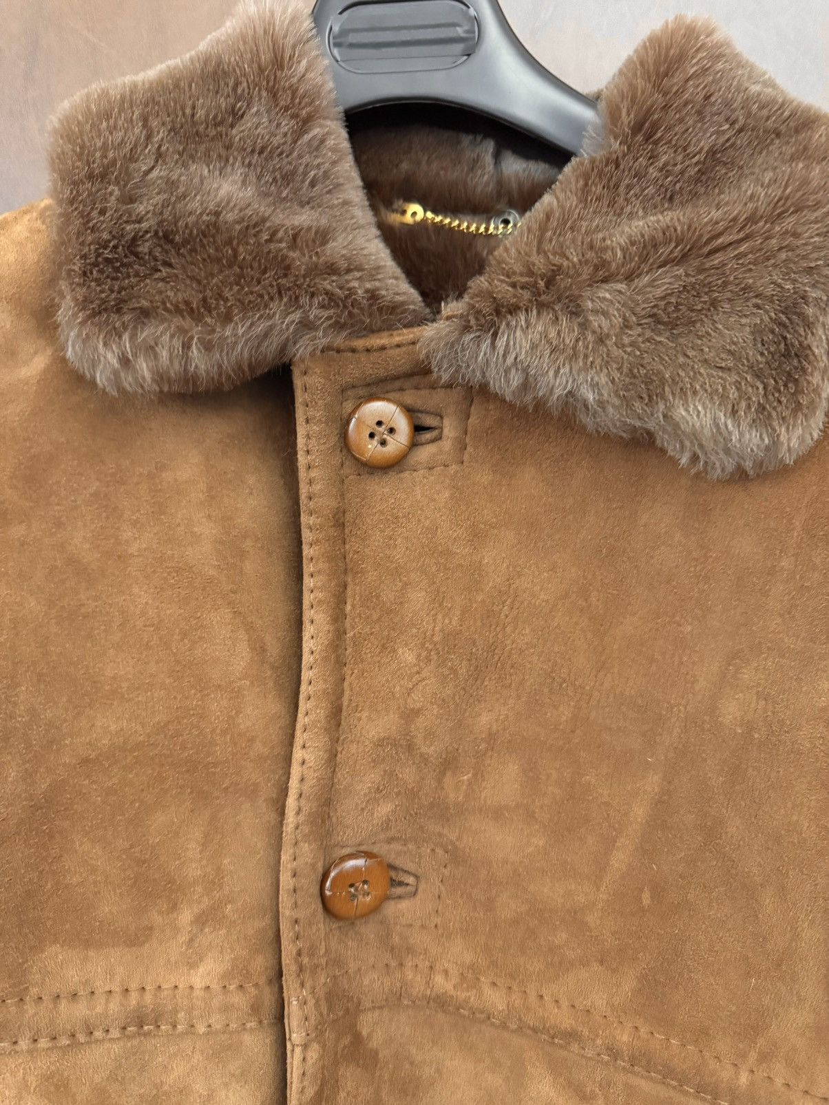 Vintage Shearling vintage coat in perfect conditions Size US M / EU 48-50 / 2 - 6 Thumbnail