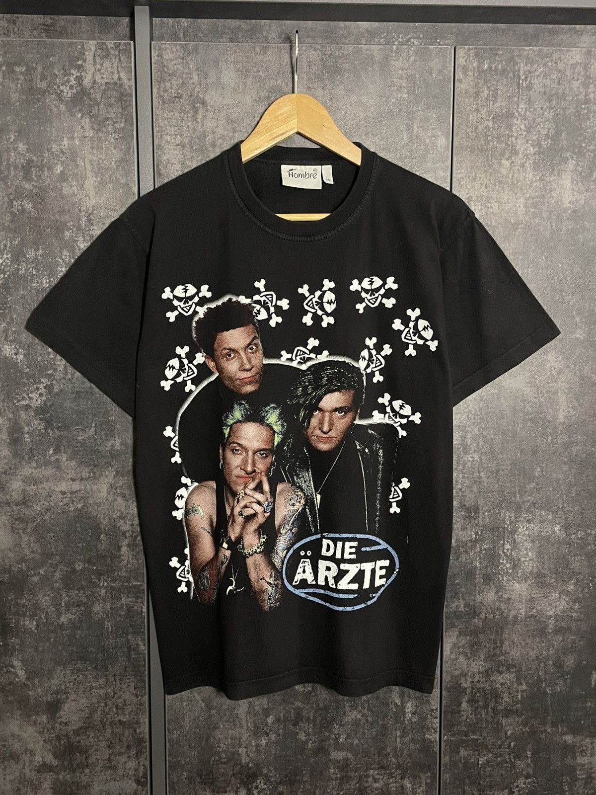 Band Tees Vintage 90s Die Arzte Skull Rock Band T Shirt Oasis Deftones Size US M / EU 48-50 / 2 - 1 Thumbnail