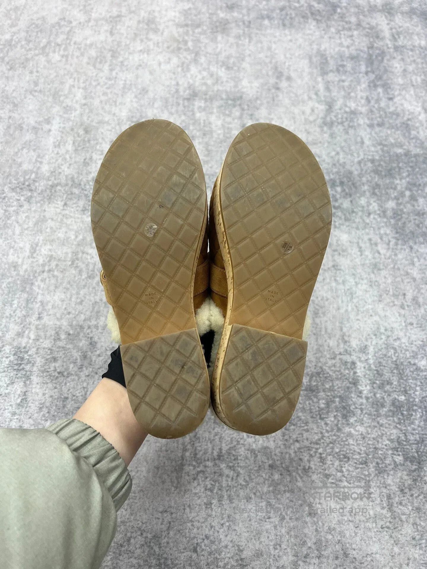 Chanel Chanel Brown Quilted Teddy Thick Sole Slippers. Size US 6 / IT 36 - 9 Thumbnail