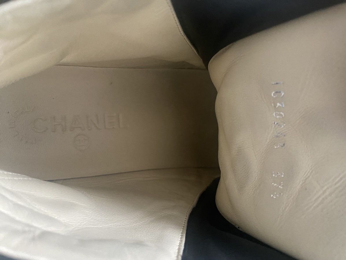 Chanel Authentic 2014 Chanel Interlocking CC Logo Sneakers Size US 7 / IT 37 - 7 Thumbnail