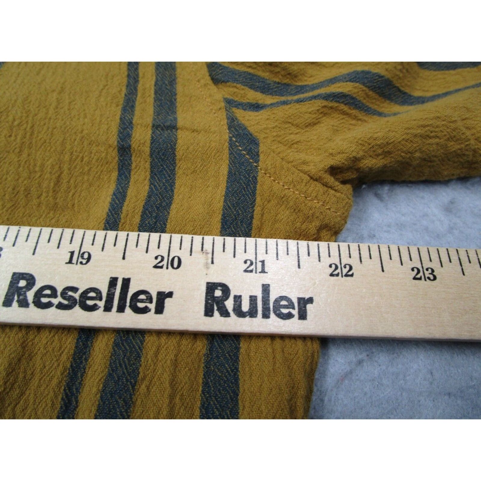 Urban Outfitters Urban Outfitters Shirt Mens Medium Brown Short Sleeve Button Up Collar Striped Cotton Size US M / EU 48-50 / 2 - 6 Thumbnail