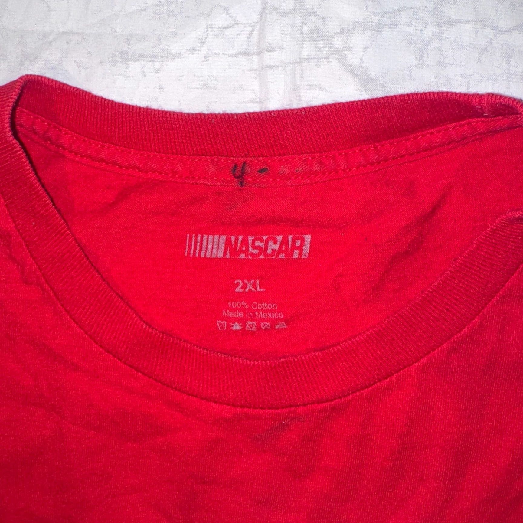 NASCAR nascar Clint Bowyer 2014 Racing T-Shirt Red 2XL Short Sleeve Crew Neck Logo Men Shirt Size US XXL / EU 58 / 5 - 3 Thumbnail