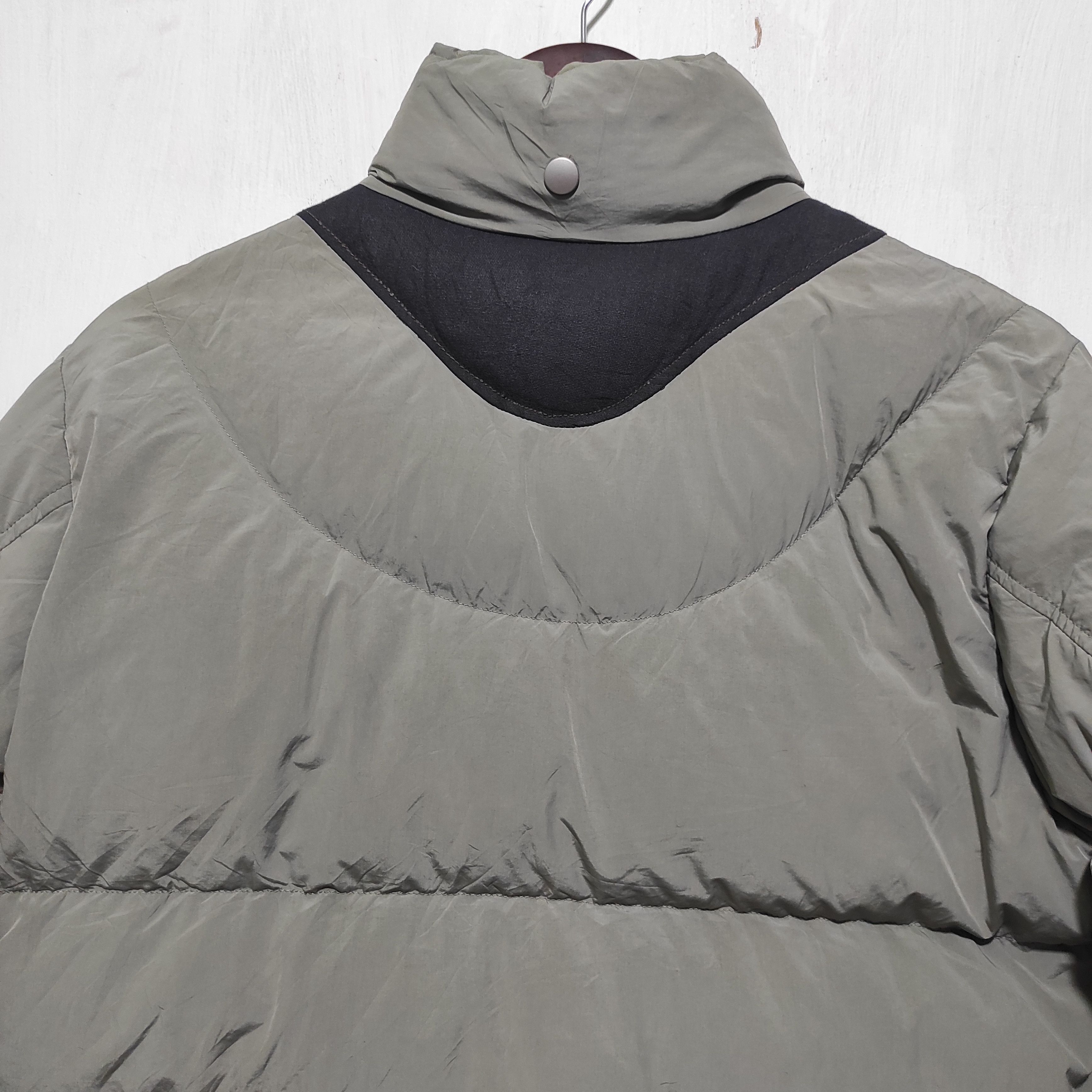 Undercover Uniqlo Undercover Puffer Jacket Size US S / EU 44-46 / 1 - 16 Thumbnail