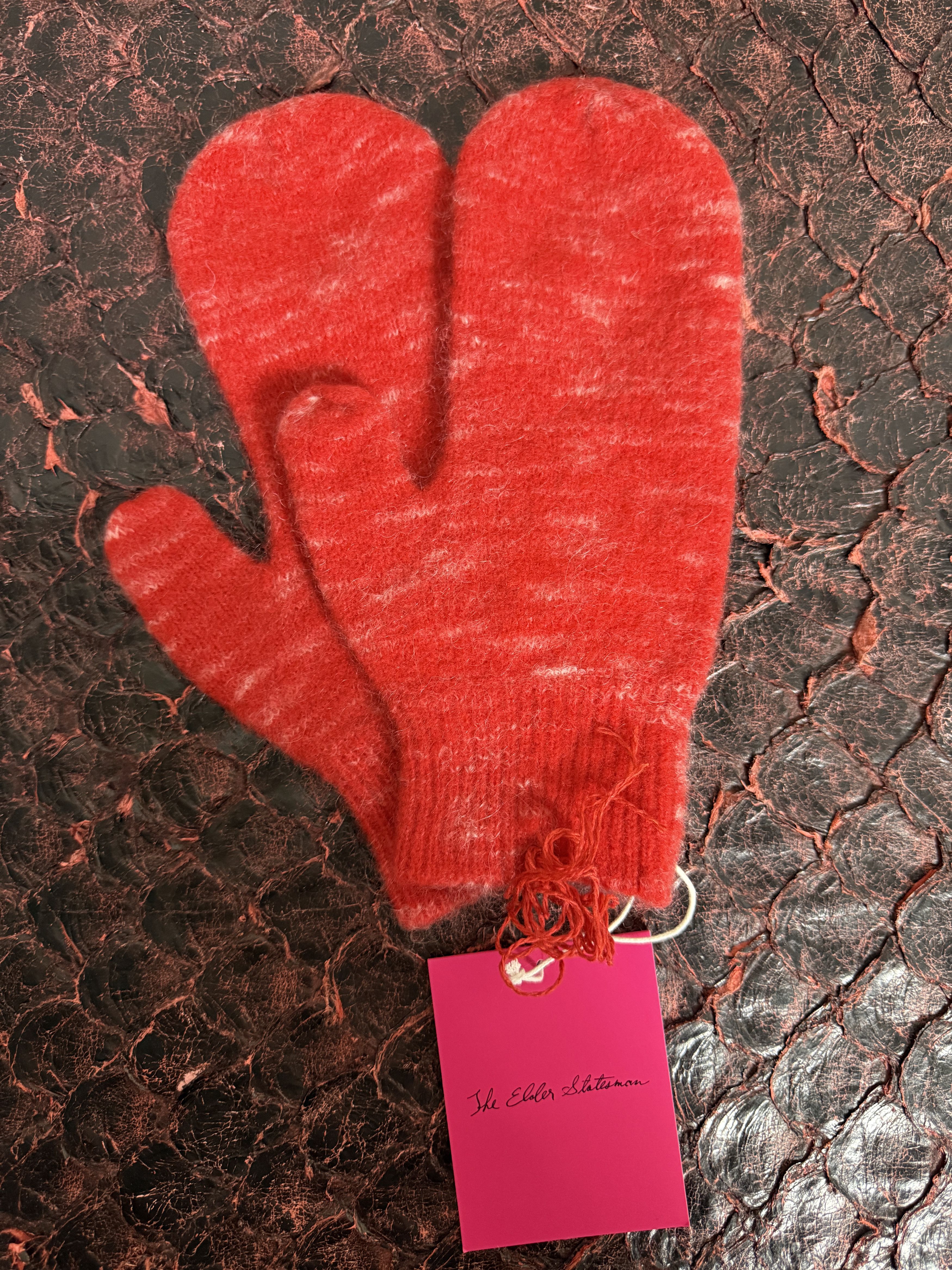 The Elder Statesman $350 The Elder Statesman Cashmere Poppy Jasper Mittens Size ONE SIZE - 1 Thumbnail