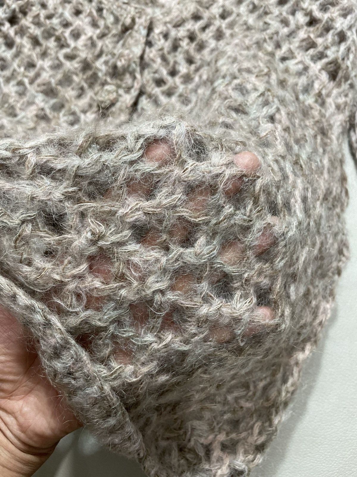 Vintage Vintage 1980s Fishnet Mohair Cardigan Size US S / EU 44-46 / 1 - 4 Thumbnail