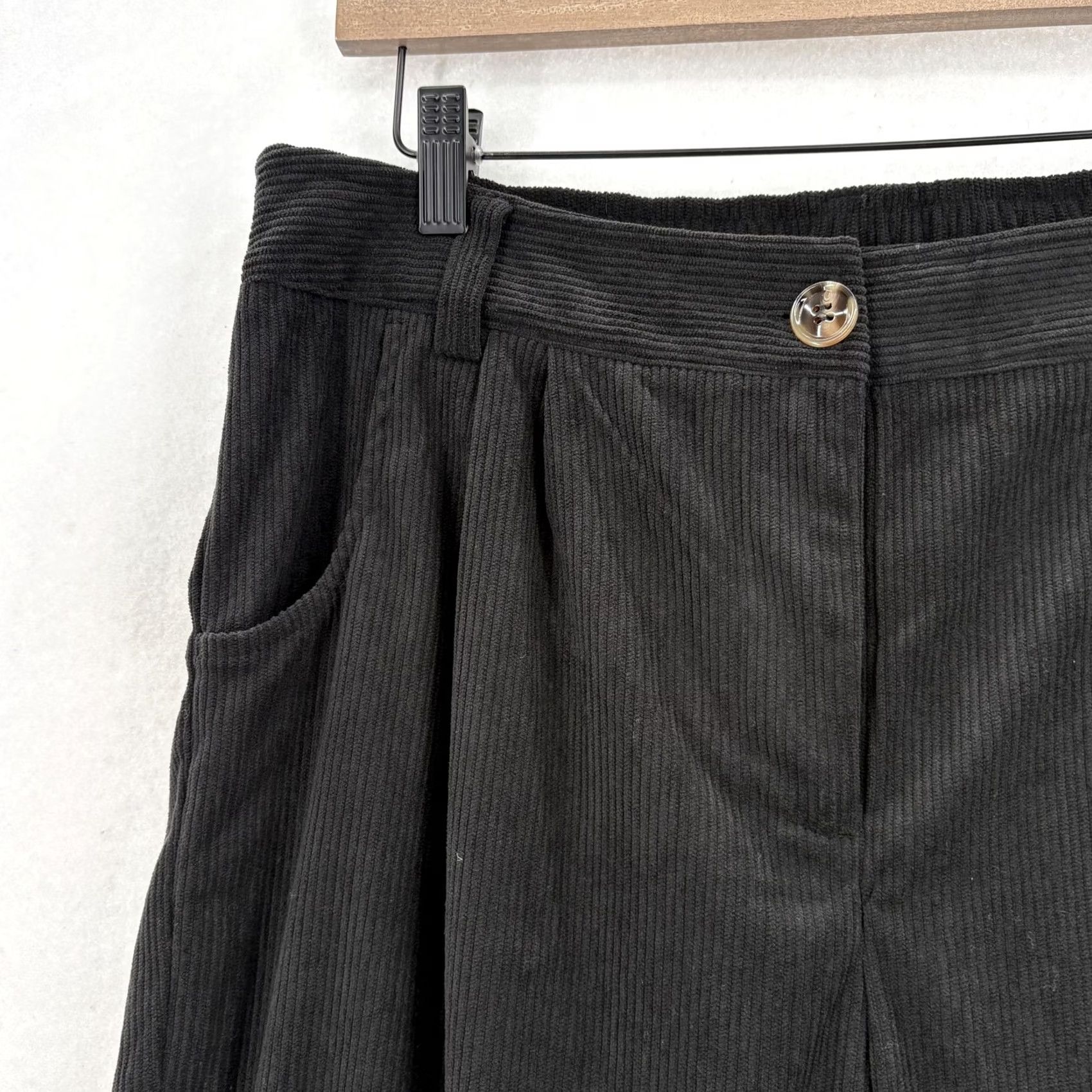 Vintage Halara Corduroy Sweatpants Womens L Tall Black Pleated Elastic Waist Casual Size 36" / US 14 / IT 50 - 3 Thumbnail