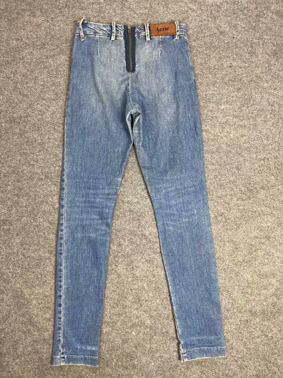 vintage acne jeans zipper at the back design