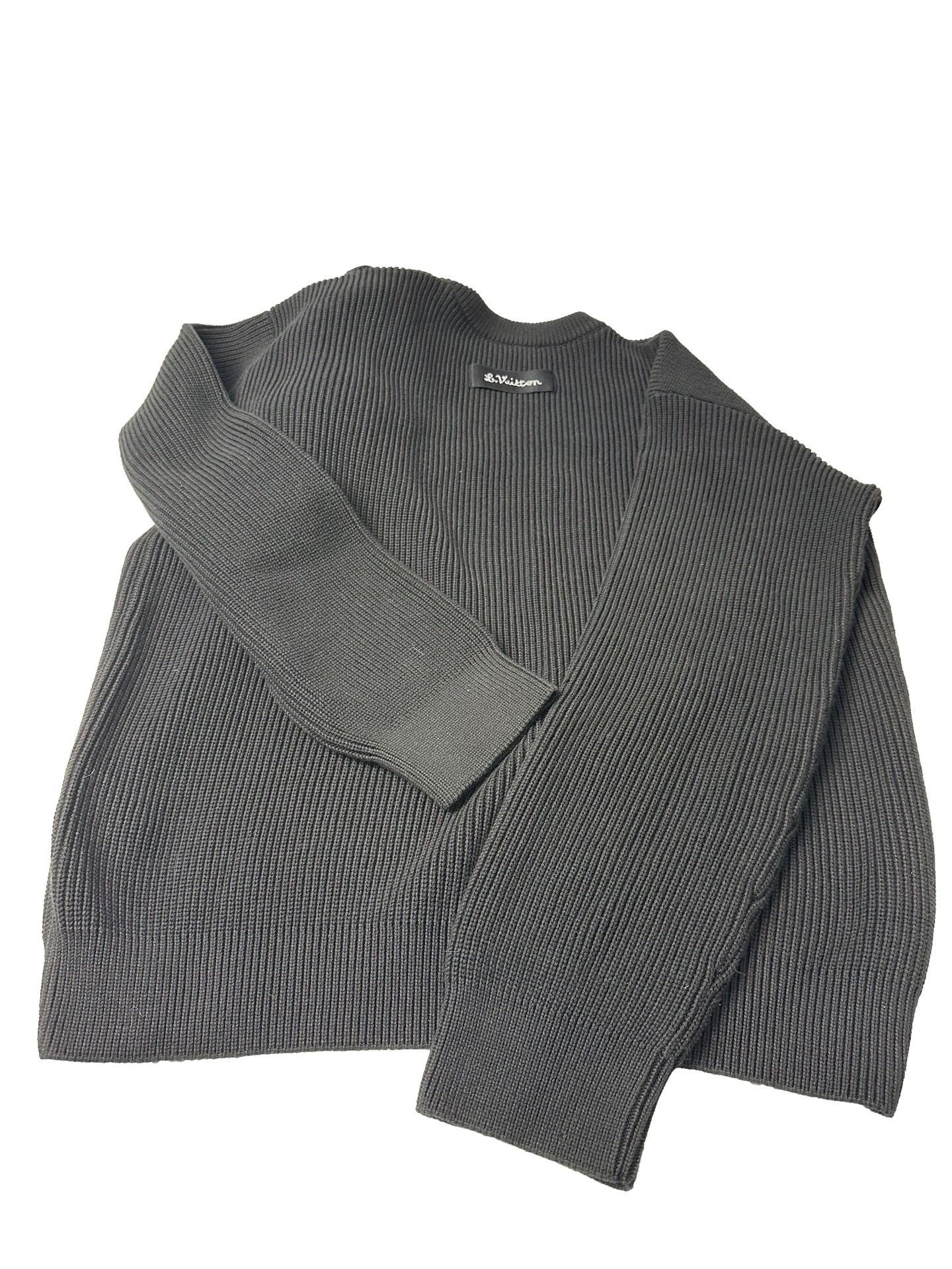 Louis Vuitton Louis Vuitton black doll sweater Nextarrow-2501 Size US XXL / EU 58 / 5 - 2 Thumbnail
