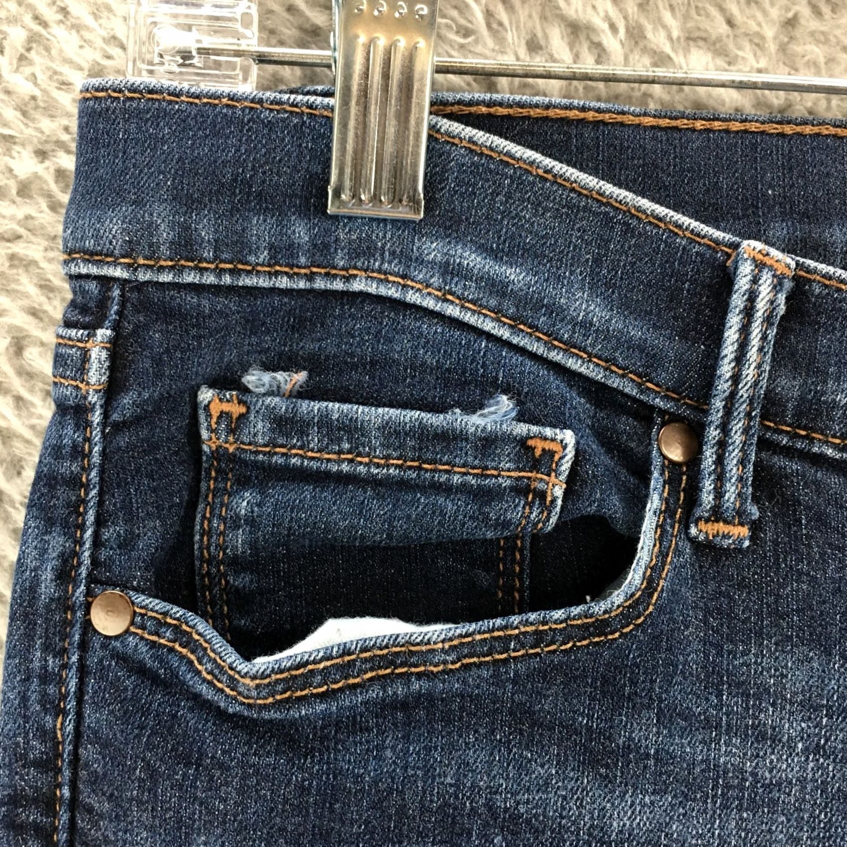 Banana Republic Banana Republic Jeans Womens 28 Skinny Blue Dark Wash Denim Low Rise Zip Fly Belted Pockets 5-Pocket Classic denim casual Size 28" / US 6 / IT 42 - 3 Thumbnail