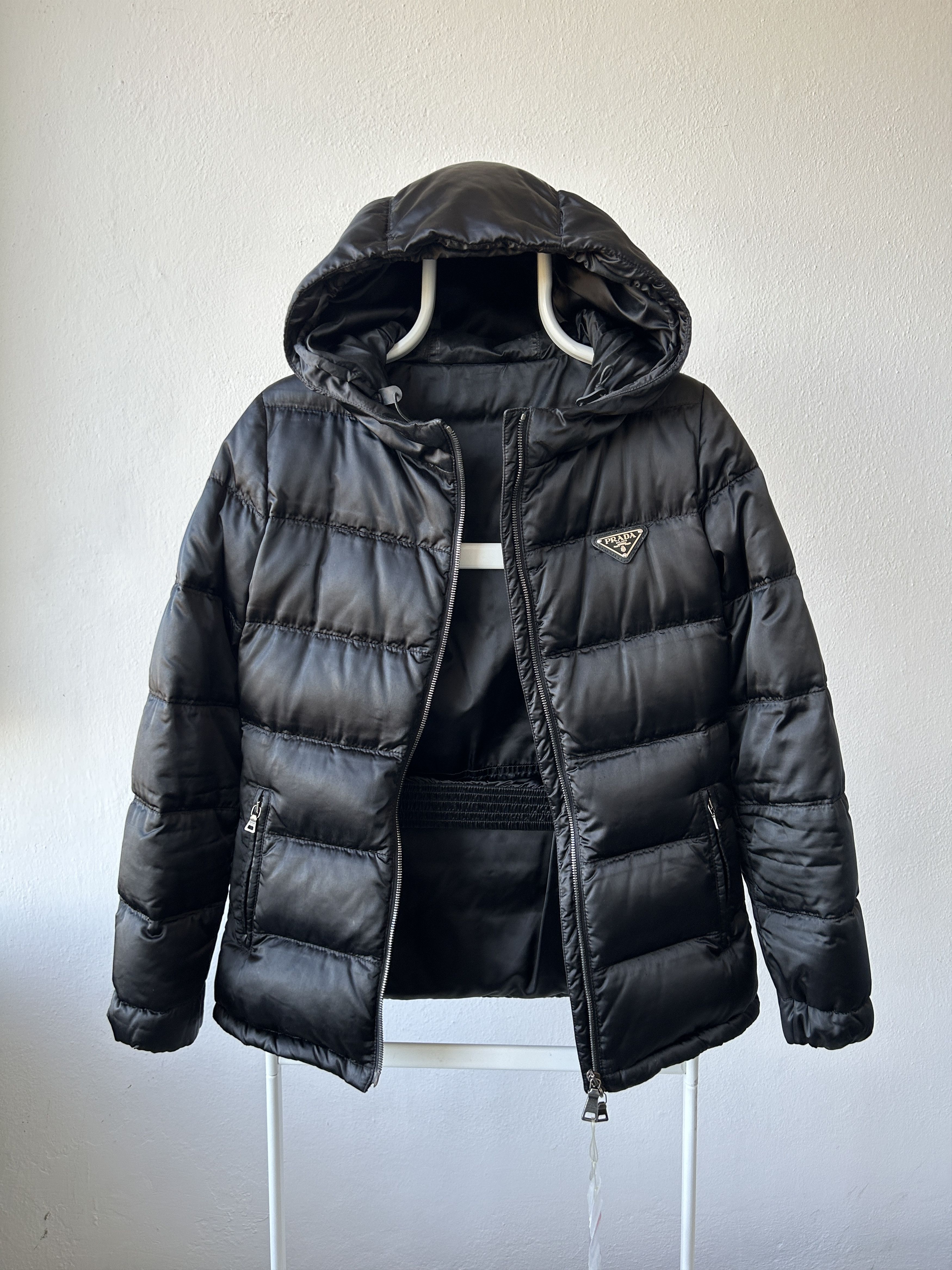 Prada AW2010 Prada sport triangle logo puffer jacket Size S / US 4 / IT 40 - 17 Thumbnail