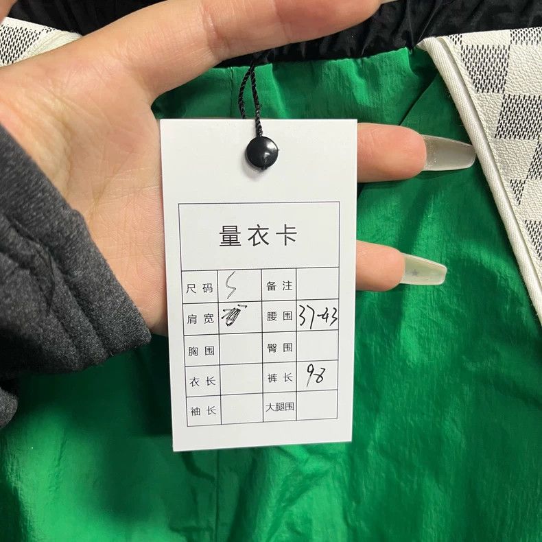 Louis Vuitton Louis Vuitton size s Green paneled checked elasticated kni Size US 28 / EU 44 - 3 Thumbnail