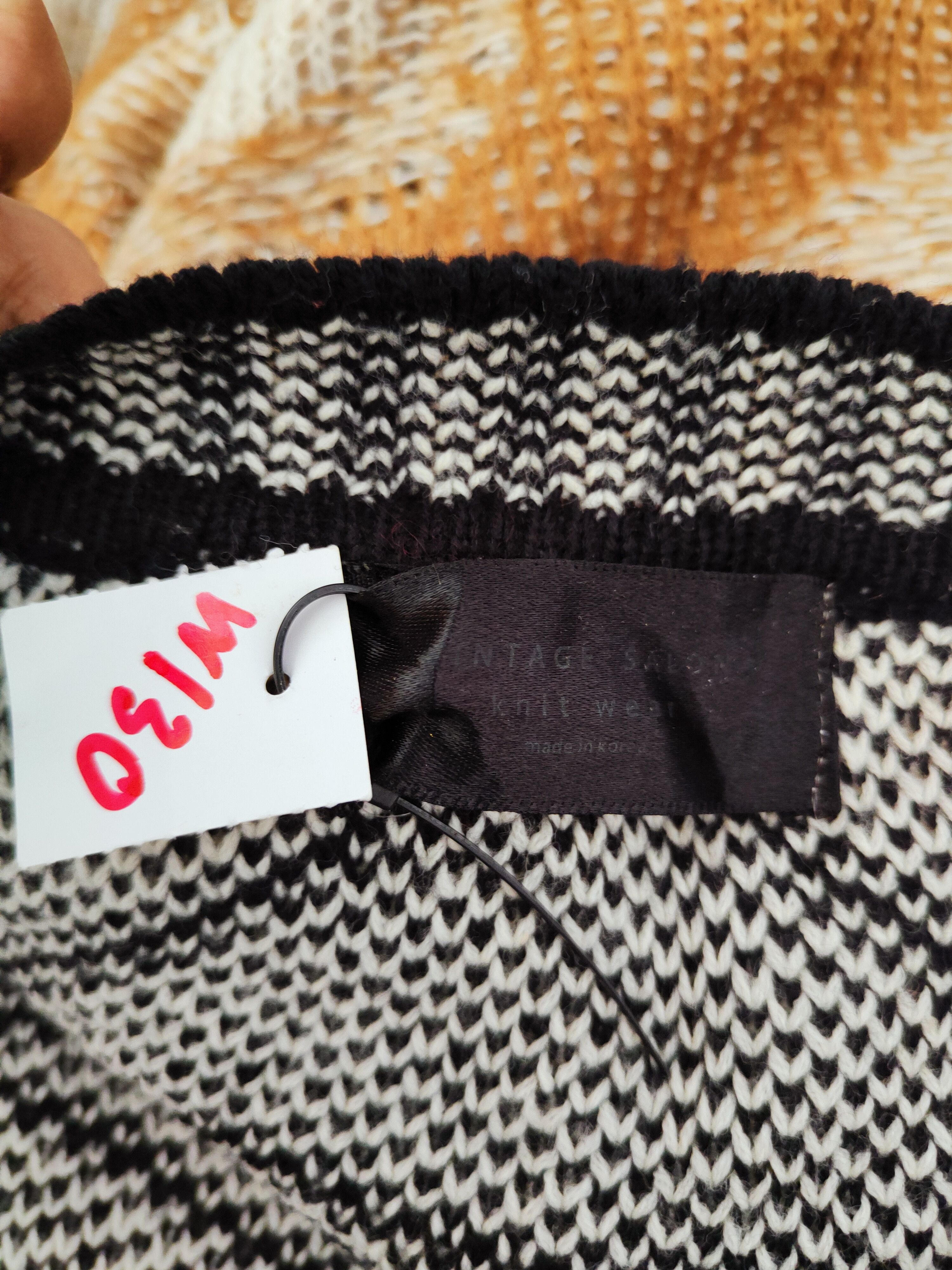 Japanese Brand Vintage Salon Black White Knitwear Cardigan #W130 Size US L / EU 52-54 / 3 - 10 Thumbnail