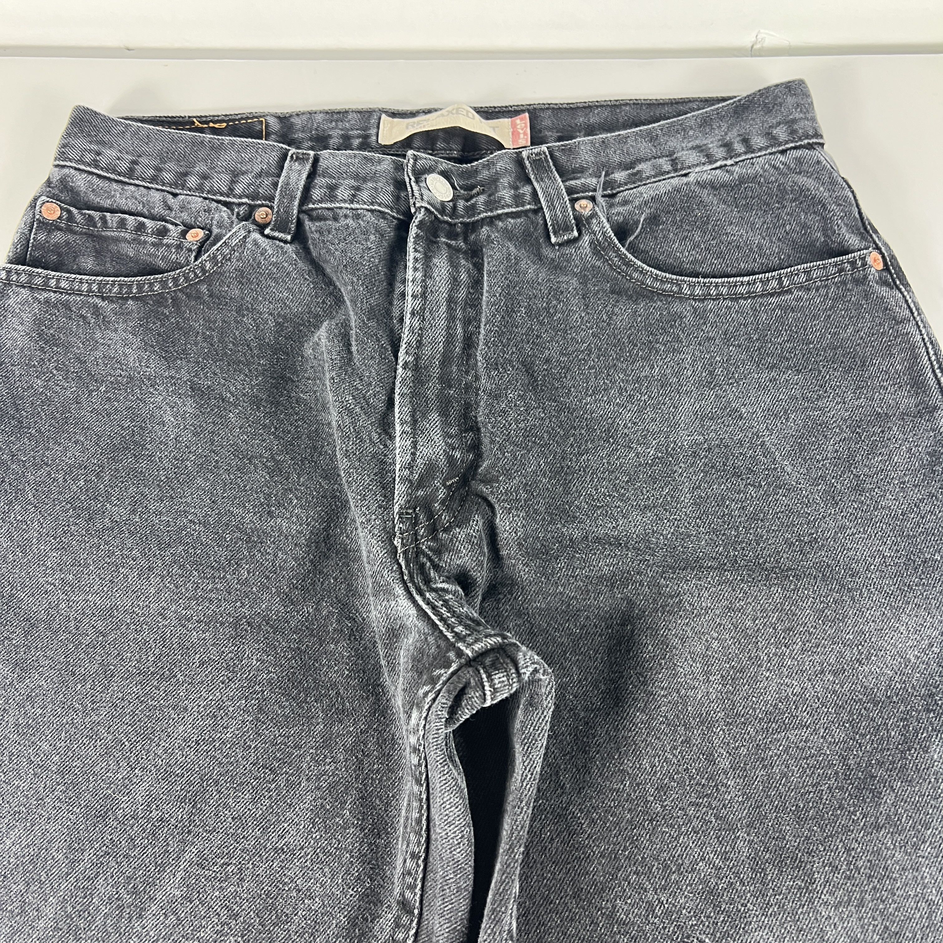 Levi's × Vintage Y2K Levi's Jeans 550 Relaxed Black Faded Denim Size US 34 / EU 50 - 2 Thumbnail