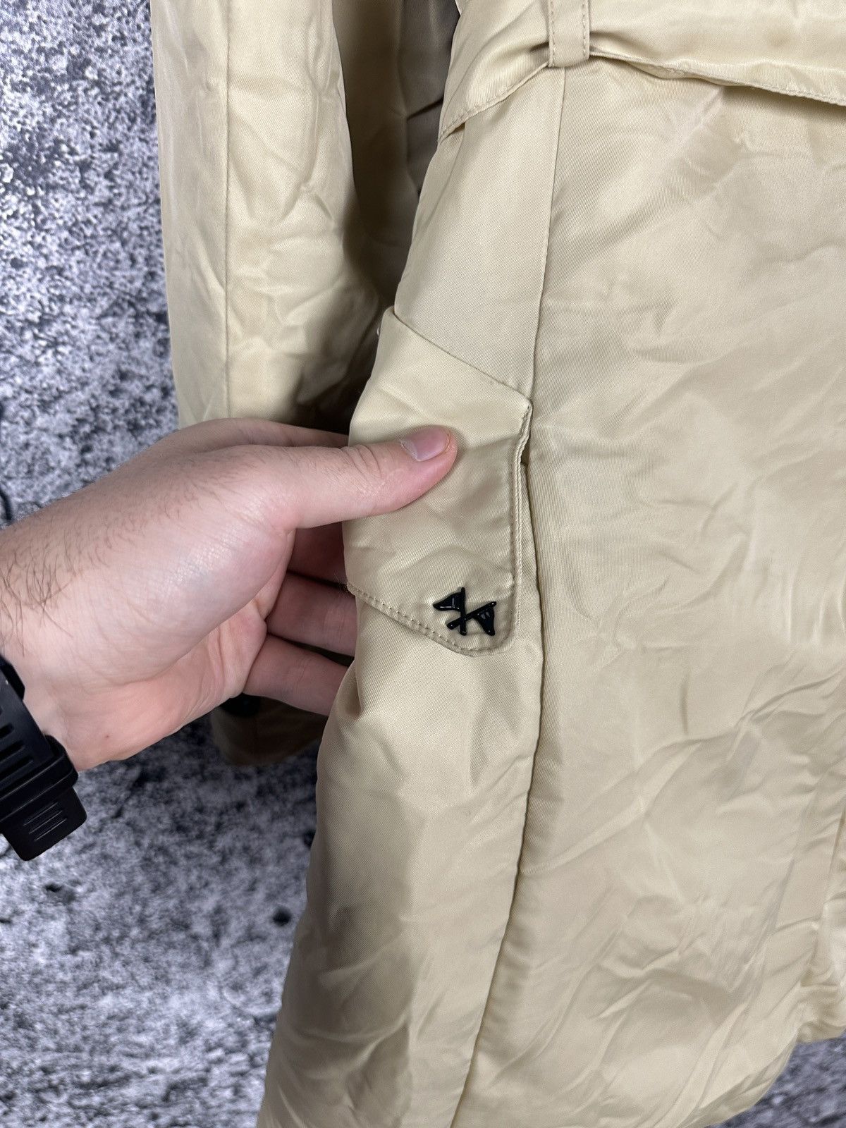 Burberry Women’s Thomas Burberry Trench Coat Luxury Beige Size XL Size XL / US 12-14 / IT 48-50 - 6 Thumbnail