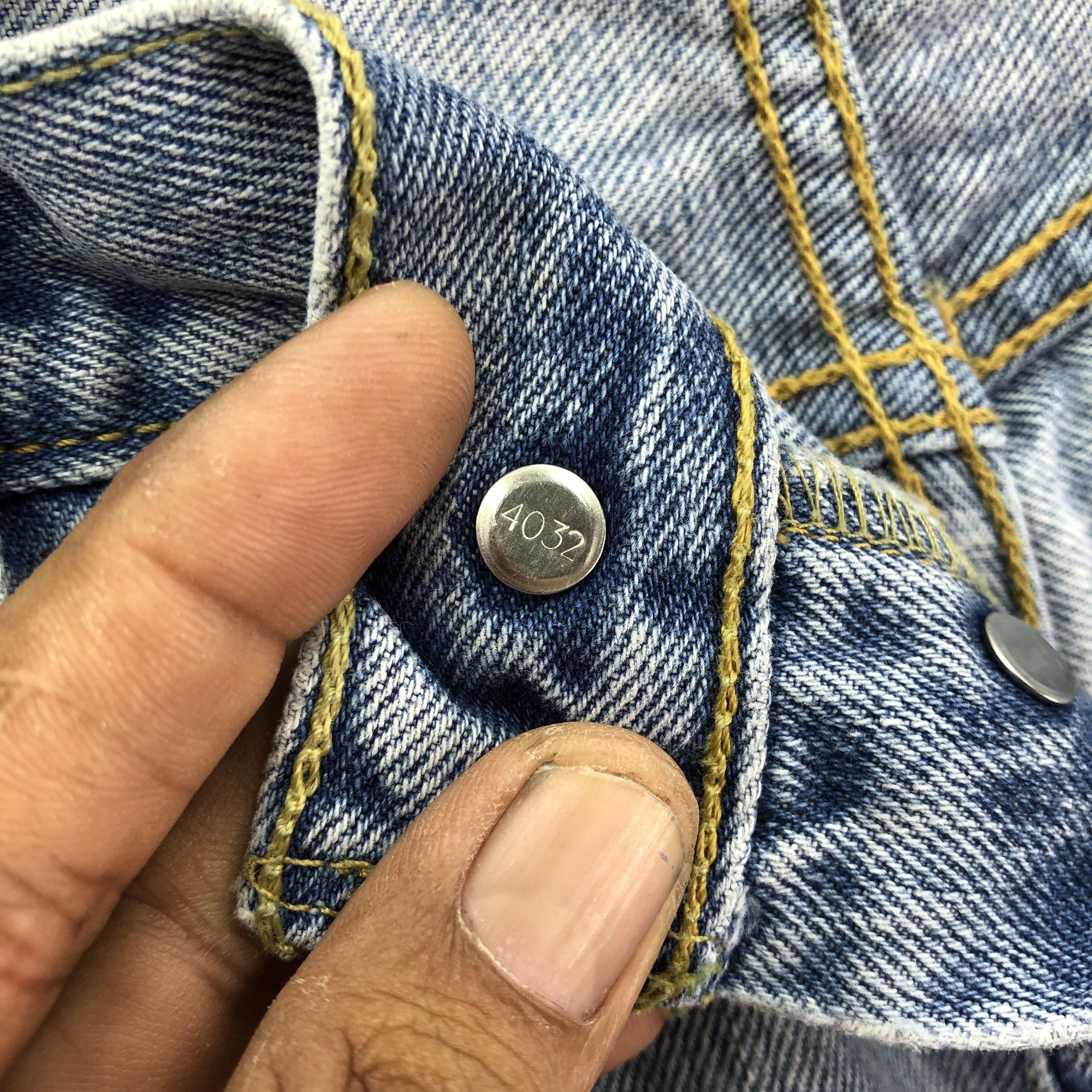 Jean Vintage Dirty Levis 501 Faded Jeans Levi's Light Wash Denim Size US 34 / EU 50 - 11 Thumbnail