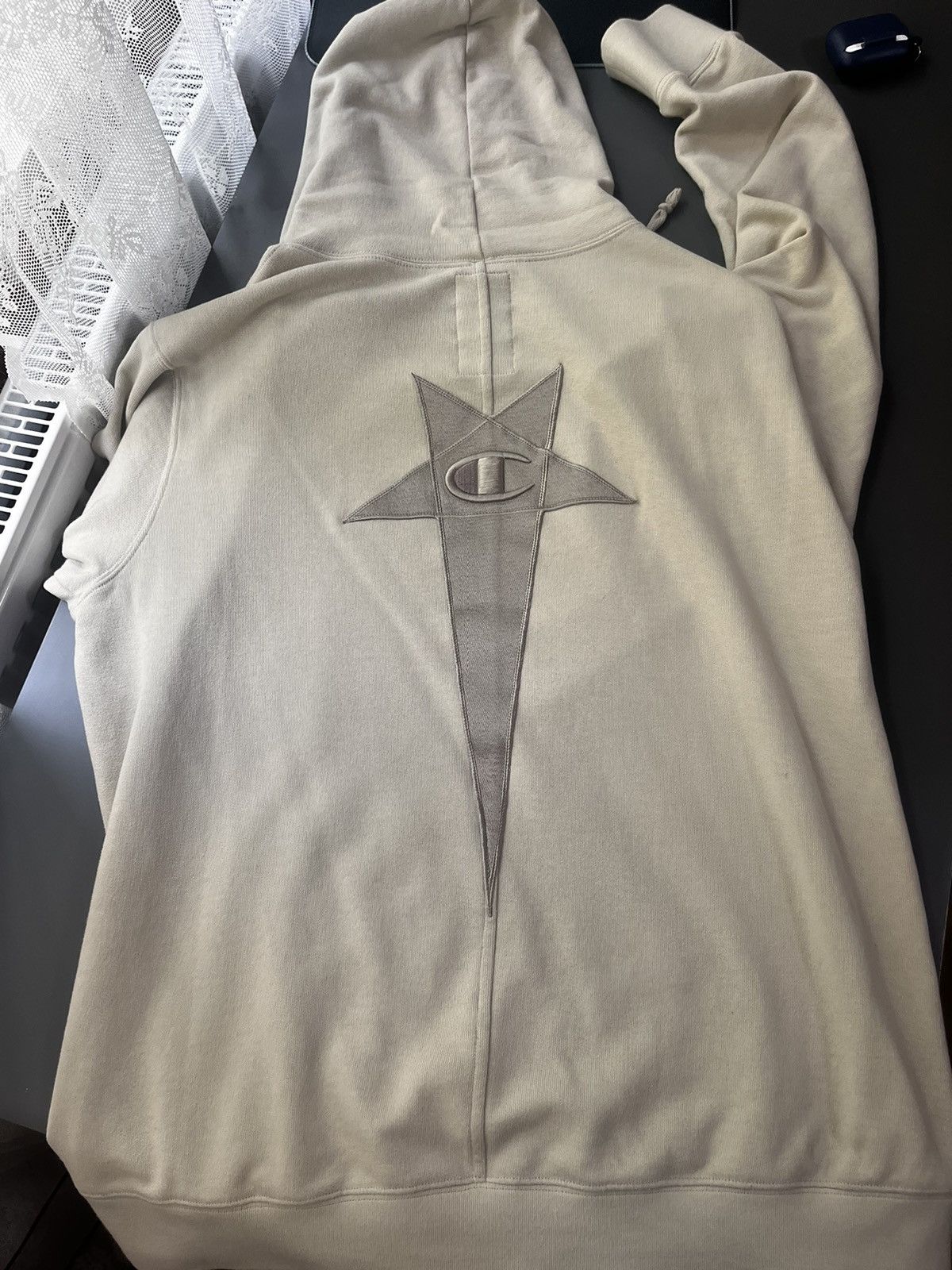 Rick Owens rick owens x champion Size US M / EU 48-50 / 2 - 1 Thumbnail