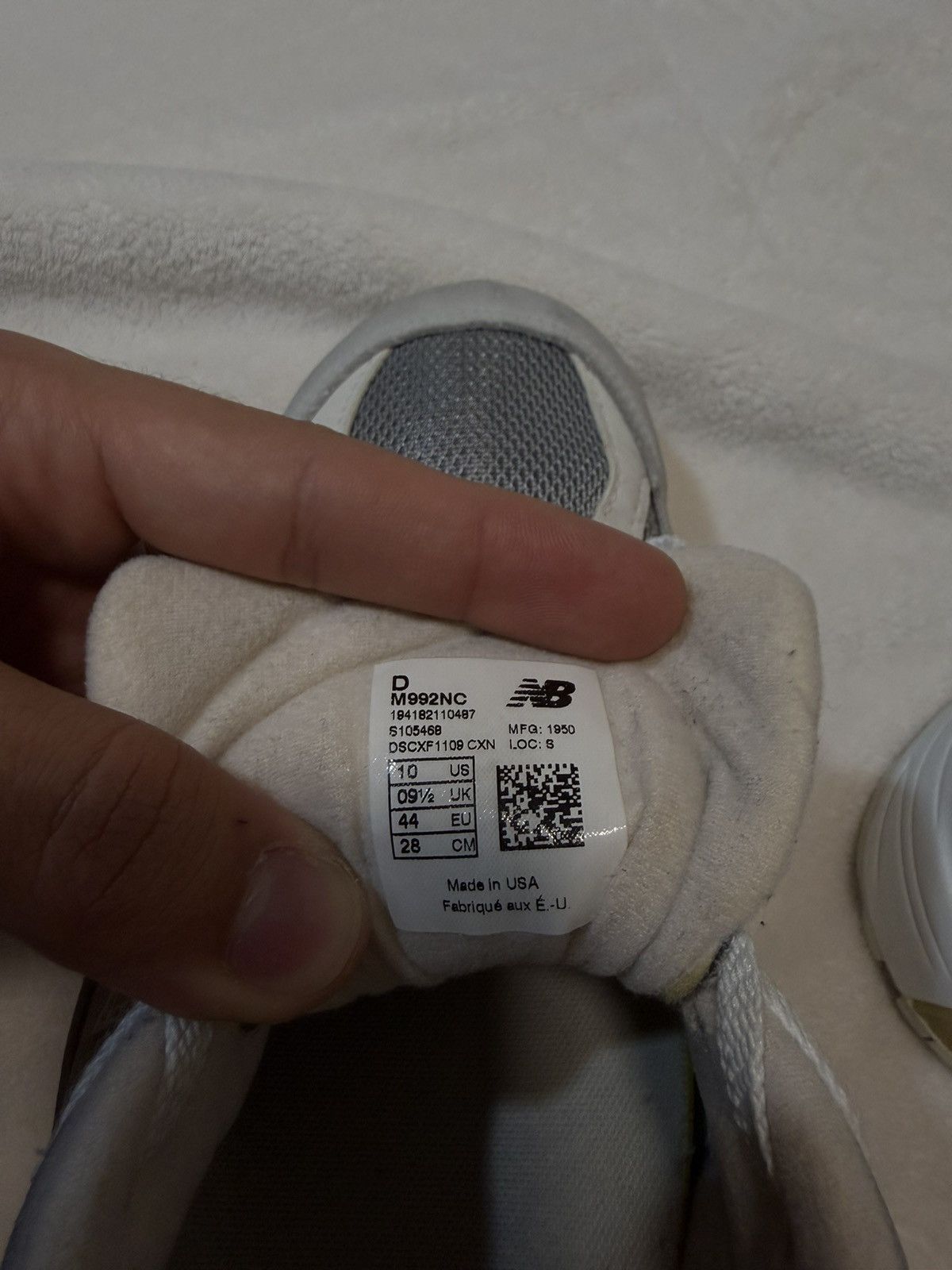 New Balance New balance 992 nimbus cloud Size US 10 / EU 43 - 10 Thumbnail