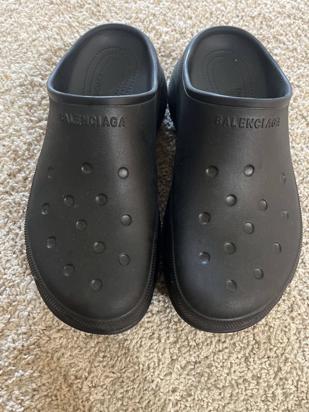 Balenciaga × Crocs Balenciaga crocs Size US 12 / EU 45 - 1 Thumbnail