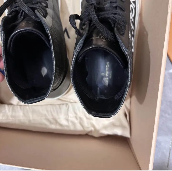 Louis Vuitton Louis Vuitton Black High-Top Fashion Sneakers -2508 Size US 7.5 / EU 40-41 - 8 Thumbnail