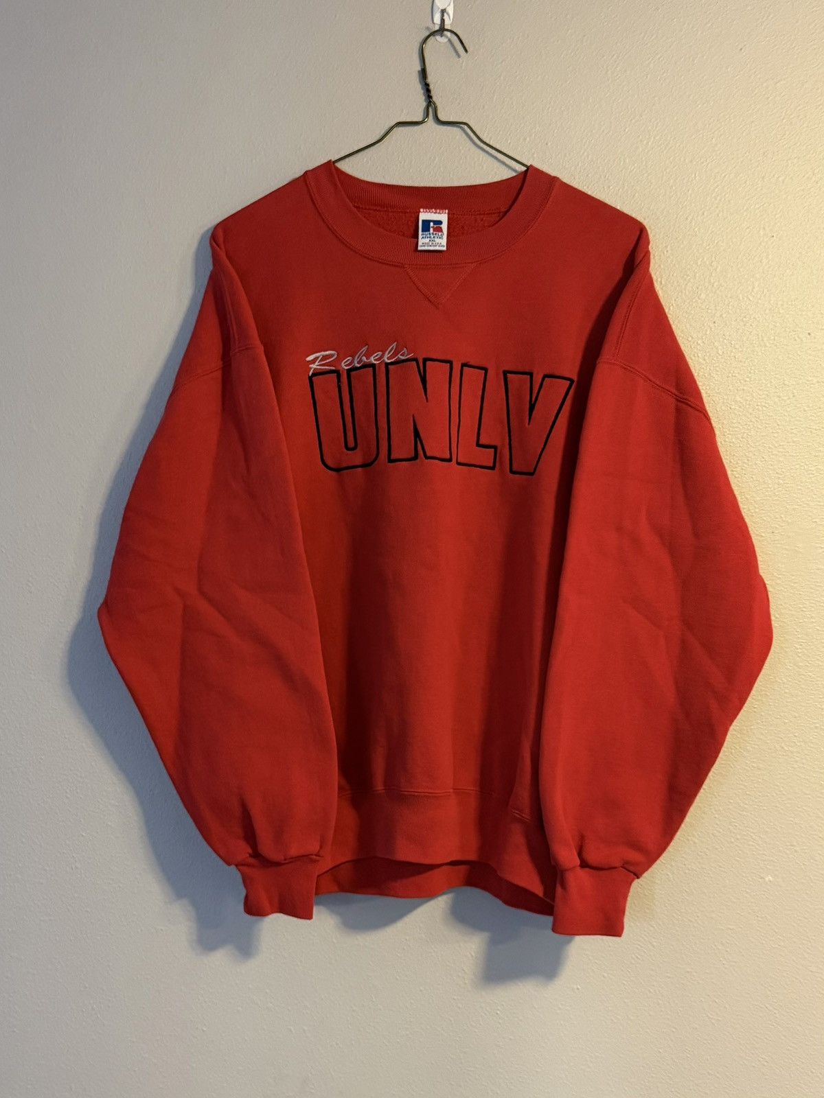 Russell Athletic 90s made in usa UNLV Rebels embroidered crewneck 2xl Size US XXL / EU 58 / 5 - 1 Thumbnail