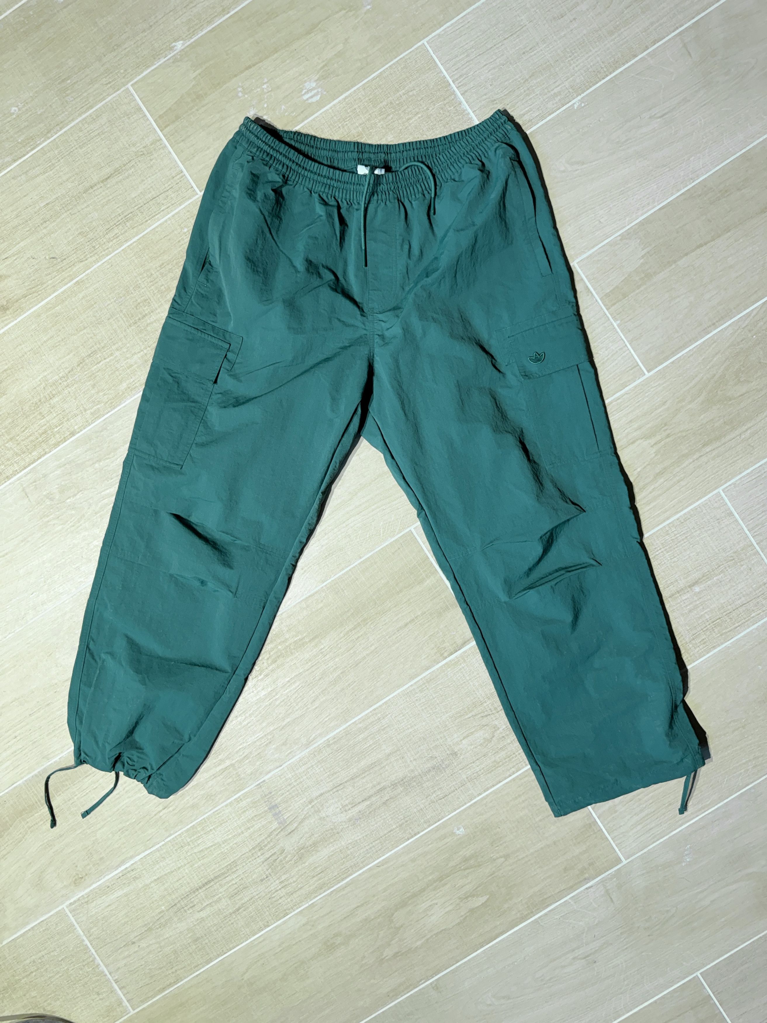 Adidas Adidas Men's Rip Stop Cargo Pants Green XL Size US 36 / EU 52 - 1 Thumbnail