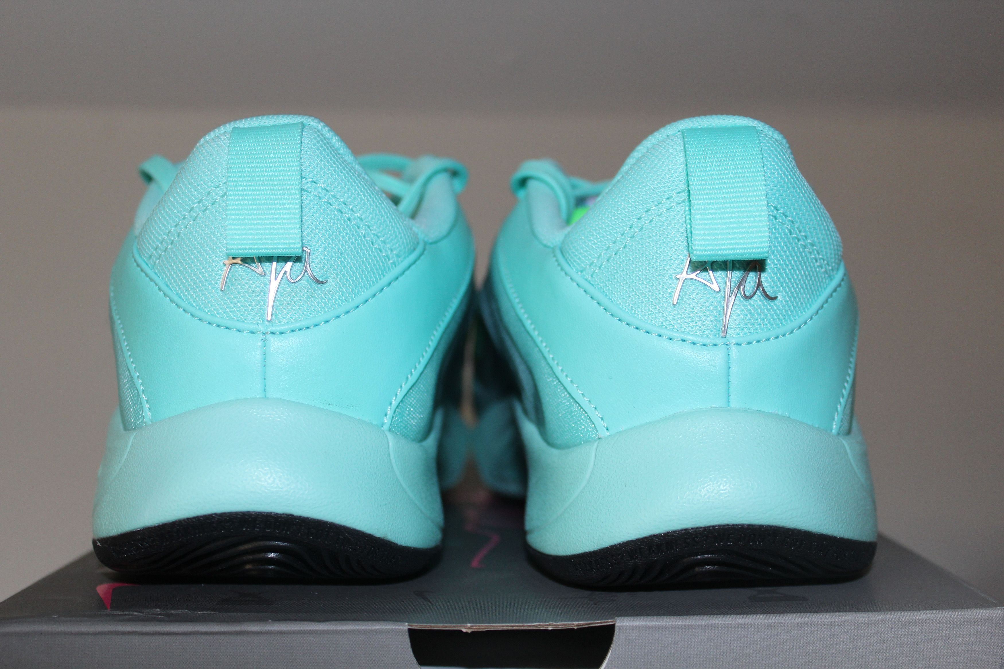 Nike Nike A'ja Wilson A'One King of the Court Size 5.5Y GS Kid's Size US 5.5 / EU 38 - 2 Thumbnail
