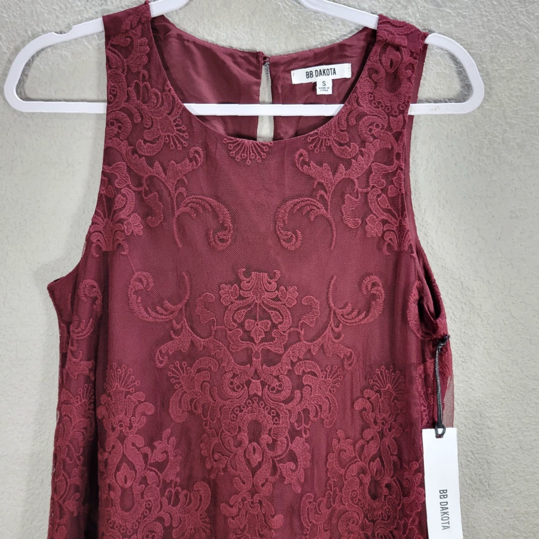 BB Dakota BB Dakota Cadence Lace Swing Dress Burgundy Party Sz S NWT Womens Dress Lace Short Fit & Flare 2020s Size S / US 4 / IT 40 - 5 Thumbnail