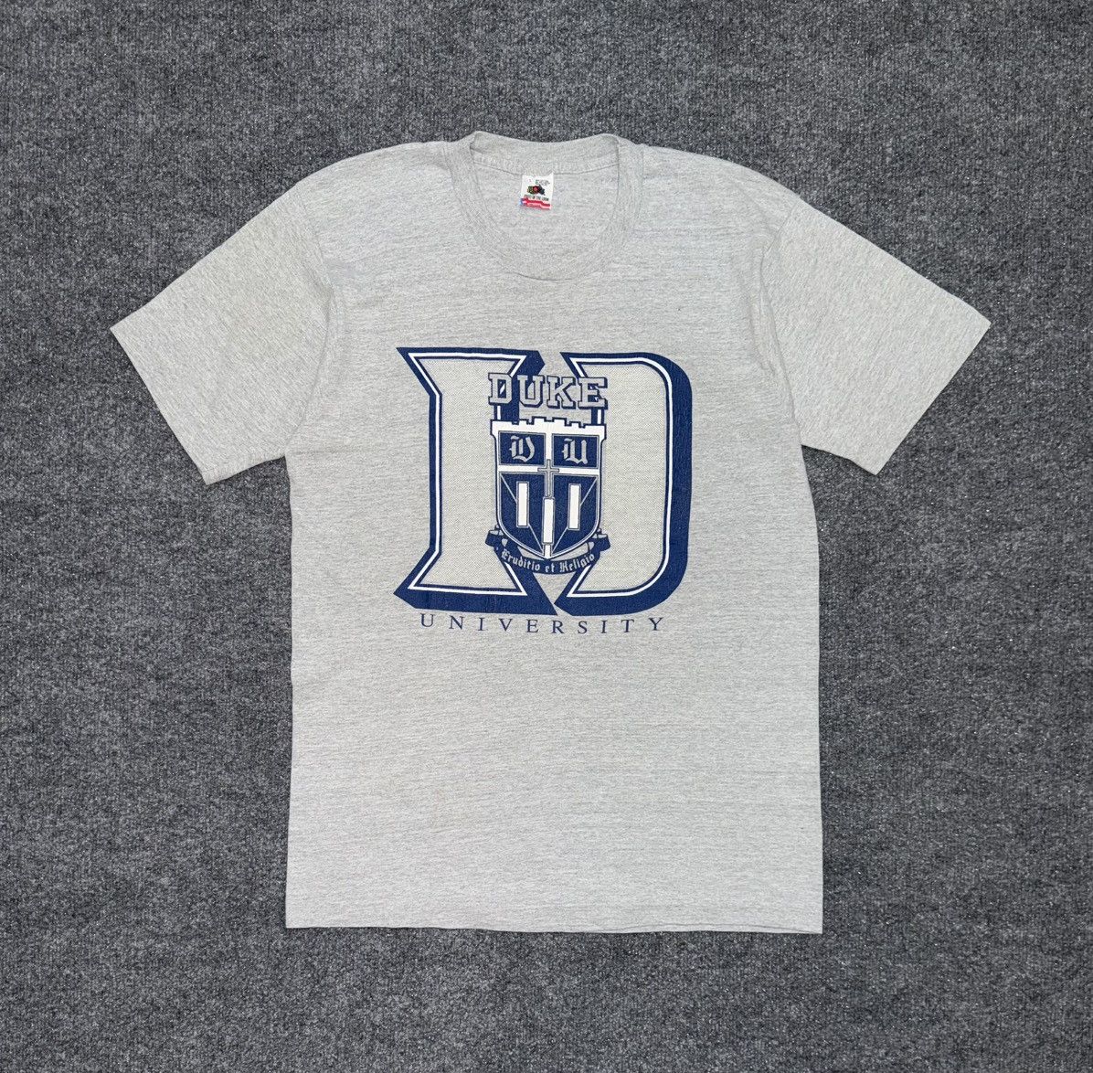 Vintage Vintage Duke University Crest T-Shirt Single Stitch USA Size US L / EU 52-54 / 3 - 1 Thumbnail