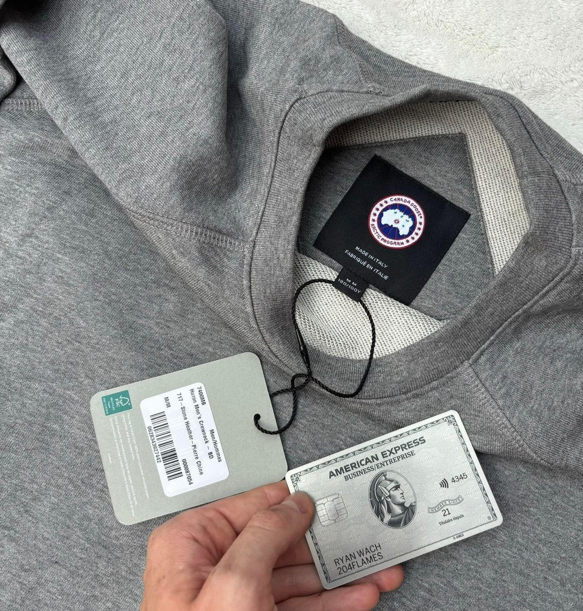 Canada Goose Canada Goose Stone Grey Badge Crewneck Size US S / EU 44-46 / 1 - 3 Thumbnail
