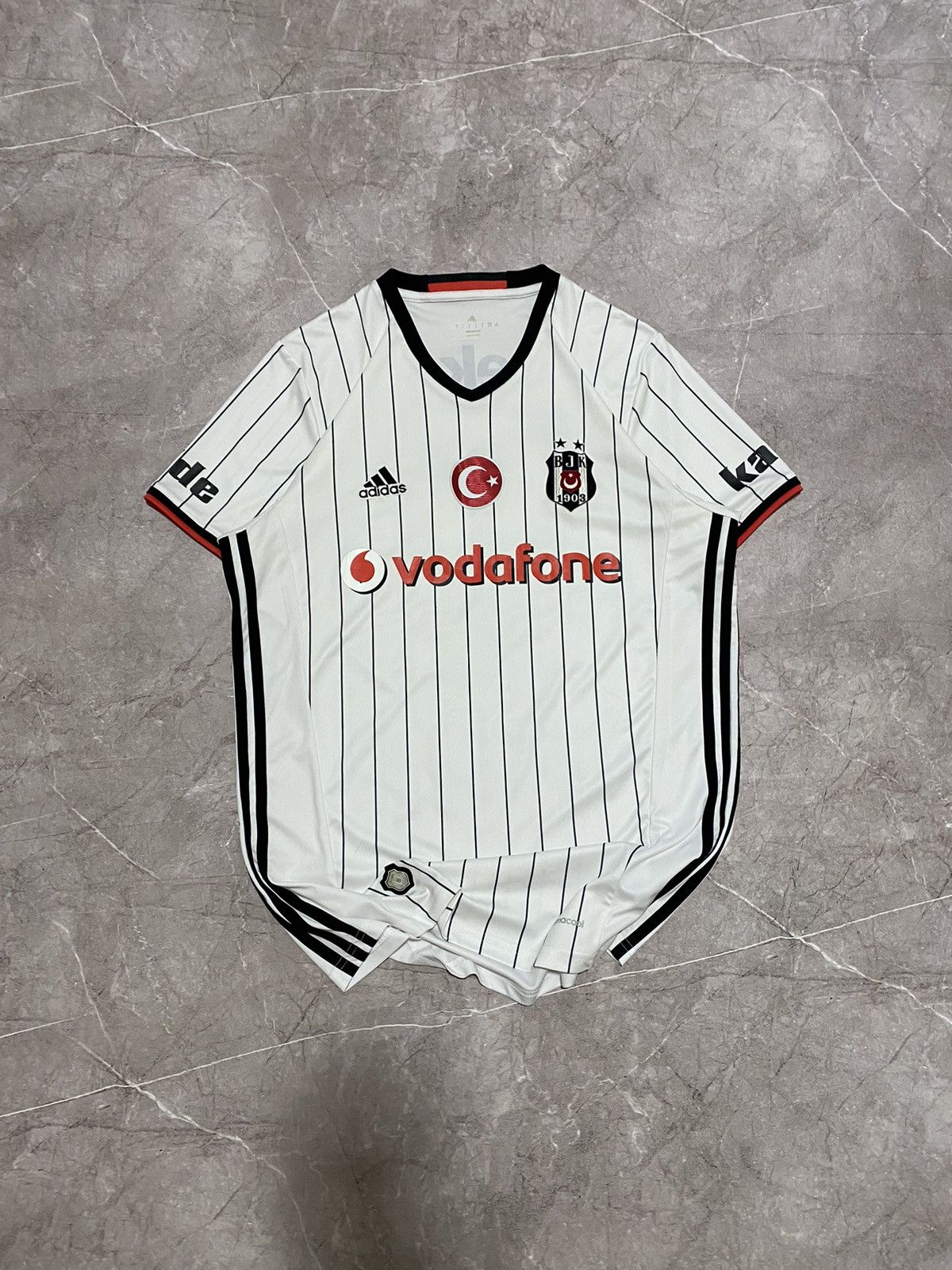 Adidas × Vintage Vintage 2016 Adidas FC Besiktas #99 Martin JR Soccer Jersey Size US L / EU 52-54 / 3 - 3 Thumbnail