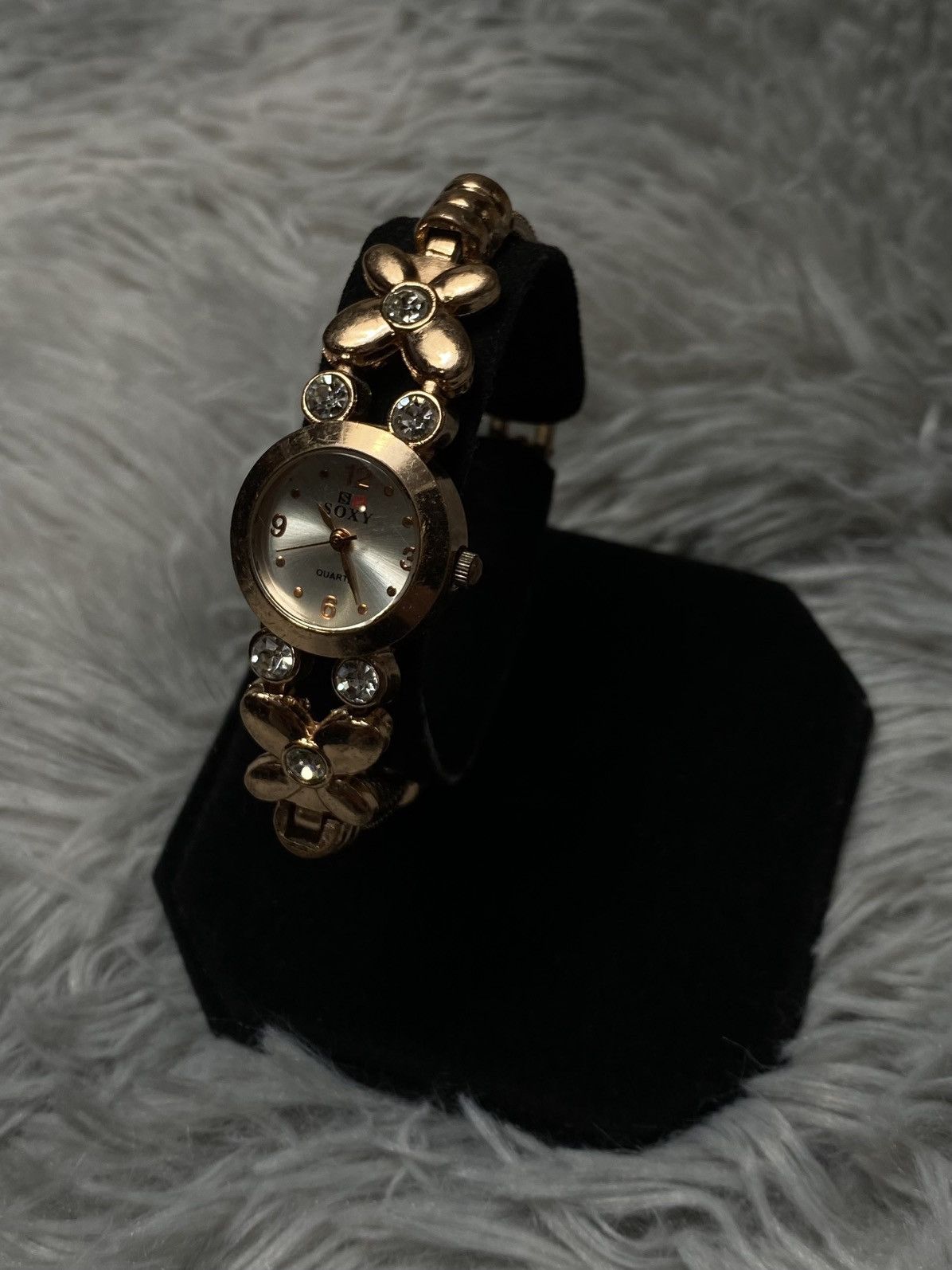 Japanese Brand × Jewelry × Vintage Soxy Gold-Tone Floral Bracelet Watch Size ONE SIZE - 1 Thumbnail