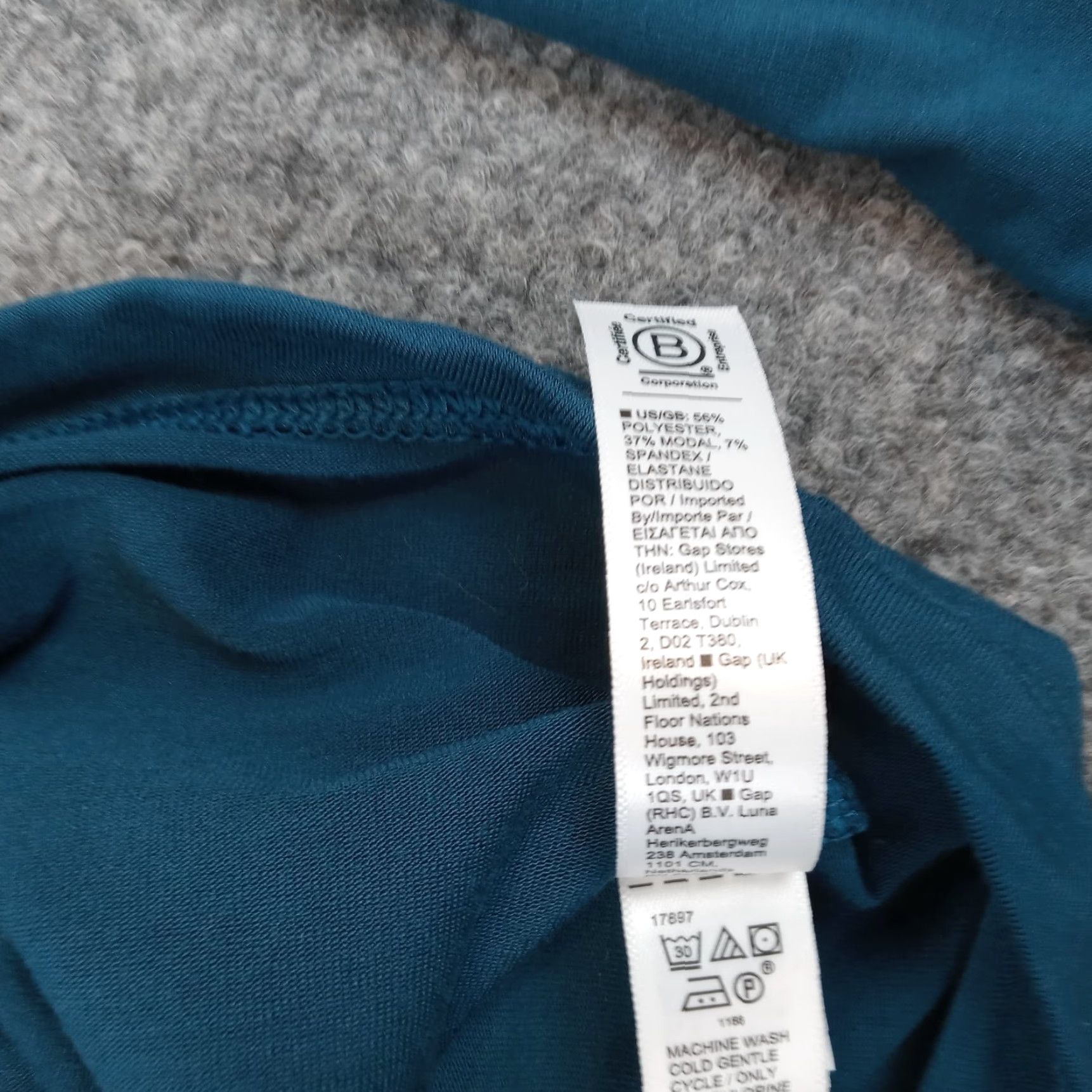 Athleta Athleta Womens Blue Long Sleeve Scoop Neck Stretch Yoga Shirt Medium Size M / US 6-8 / IT 42-44 - 6 Thumbnail