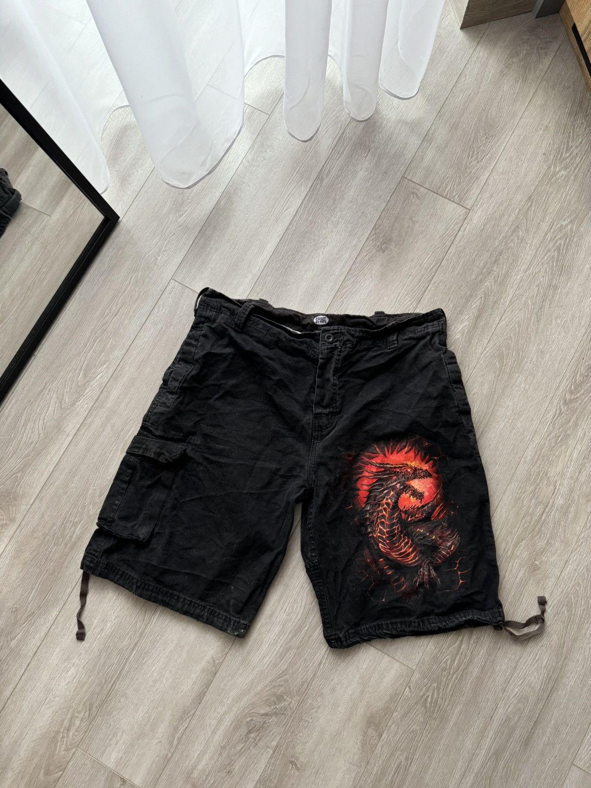 Vintage Spiral Fire Dragon Cargo Shorts Vintage Size US 36 / EU 52 - 1 Thumbnail