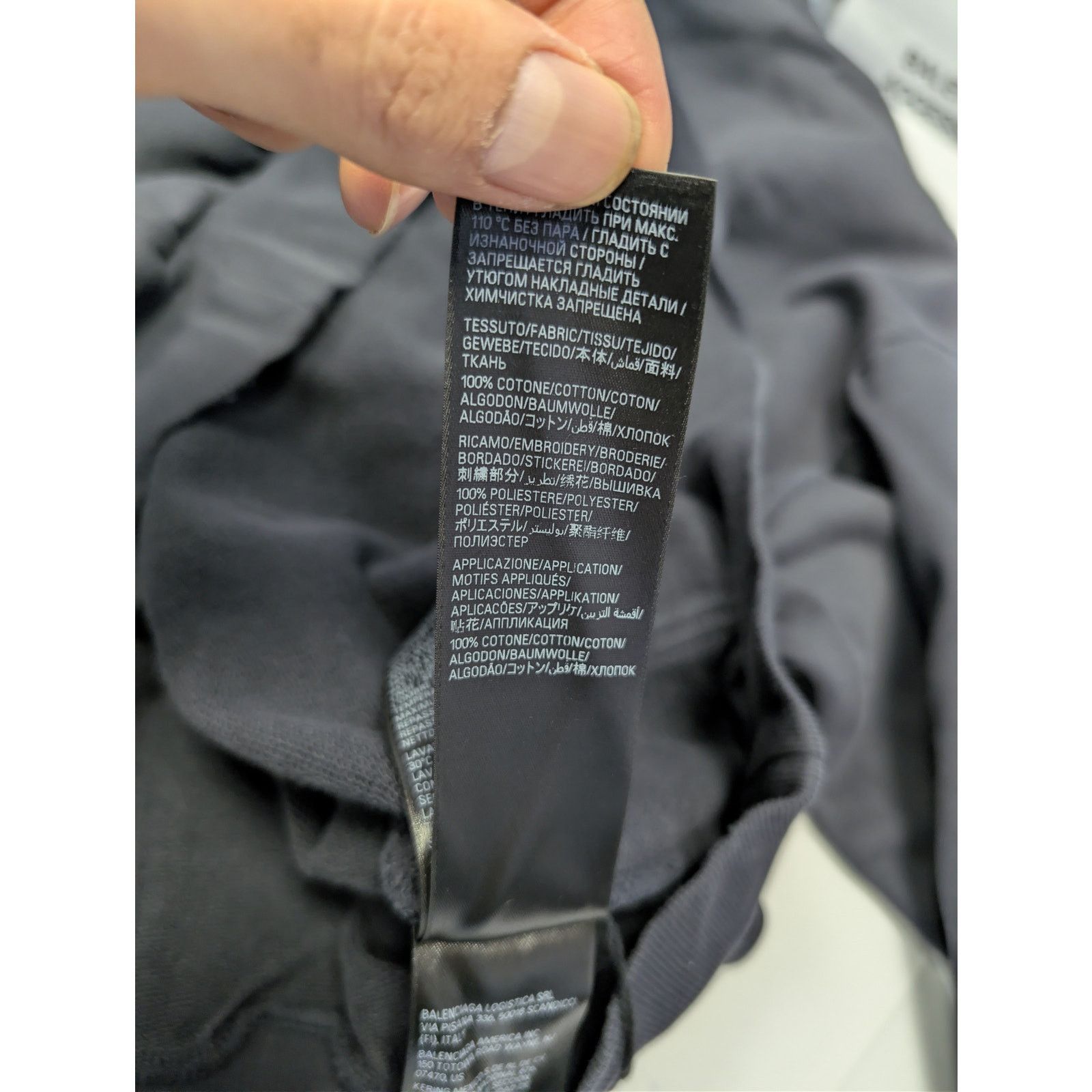 Balenciaga o1rshd1 Round Hoodie 1569 Be Kind Medium Molleton in Black Size US S / EU 44-46 / 1 - 21 Thumbnail
