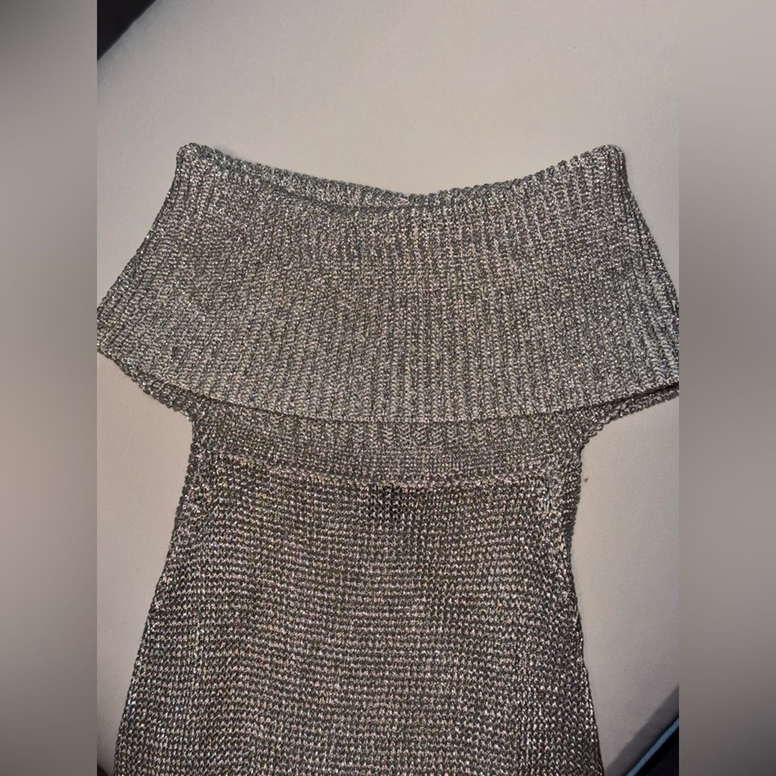Guess GUESS Silver Glitter Knit Turtleneck Sleeveless Top Stretchy Size XS / US 0-2 / IT 36-38 - 8 Thumbnail