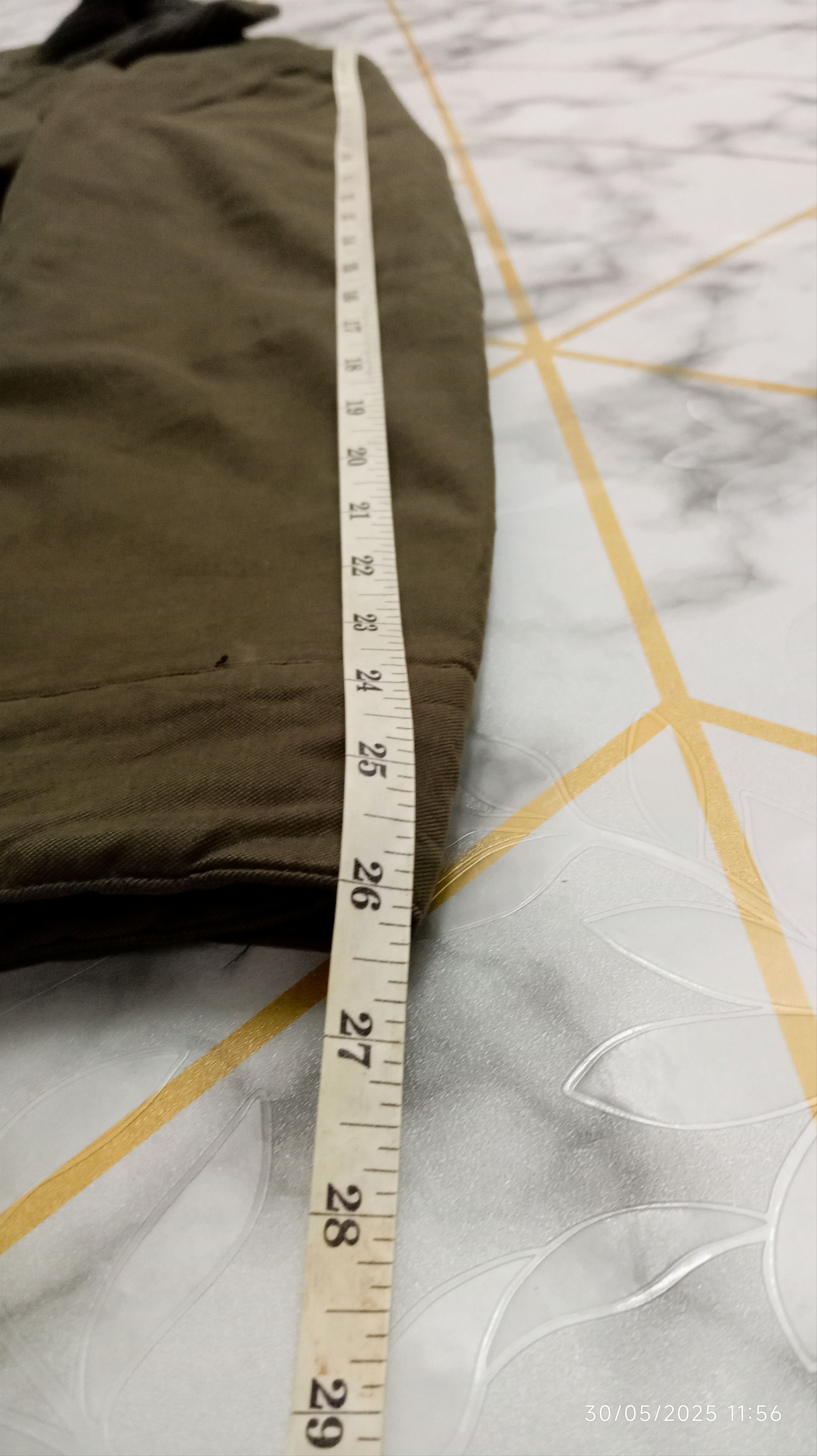 Calvin Klein × Vintage Vintage Calvin Klein Mass Green Zipper Jacket Size US L / EU 52-54 / 3 - 10 Thumbnail