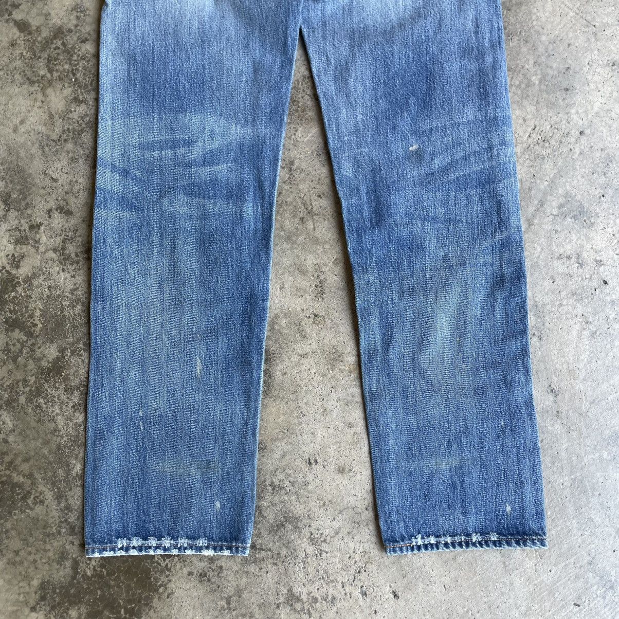 Levi's Vintage Clothing 🔥Vintage Levis 501 Splatter Paint Ripped Distress Jeans Size US 29 - 6 Thumbnail