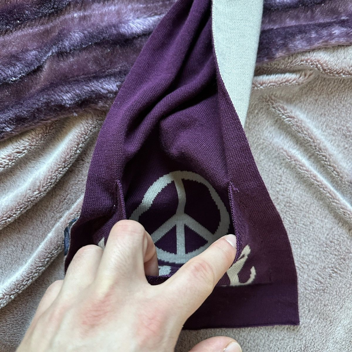 Designer Jonathan Adler Peace Love Scarf Muffler Designer Usa Luxury Size ONE SIZE - 5 Thumbnail