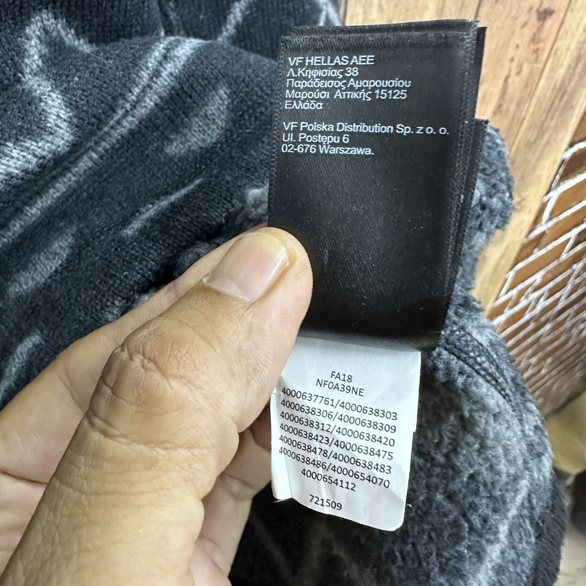 The North Face The North Face Half Zipper Navajo Style Z115 Size US L / EU 52-54 / 3 - 10 Thumbnail