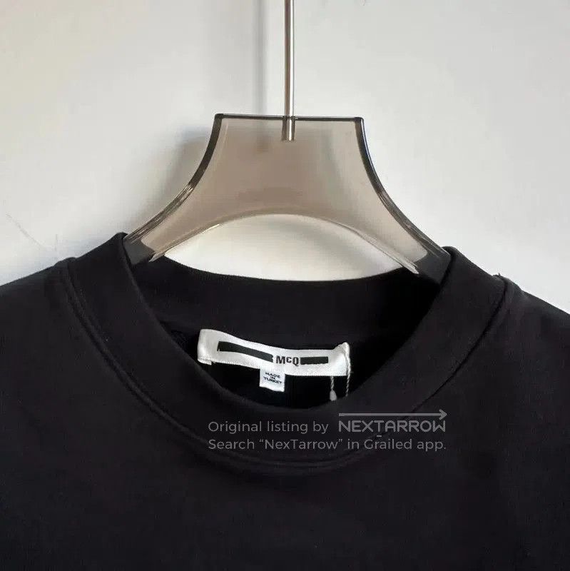Alexander McQueen Alexander McQueen Black Sleeveless T-Shirt for Men . Size US XS / EU 42 / 0 - 3 Thumbnail