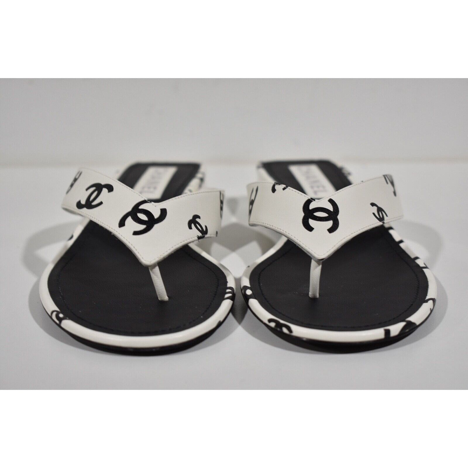 Chanel Chanel 22M White Black Printed Lambskin CC Logo Thong Size US 10 / IT 40 - 7 Thumbnail