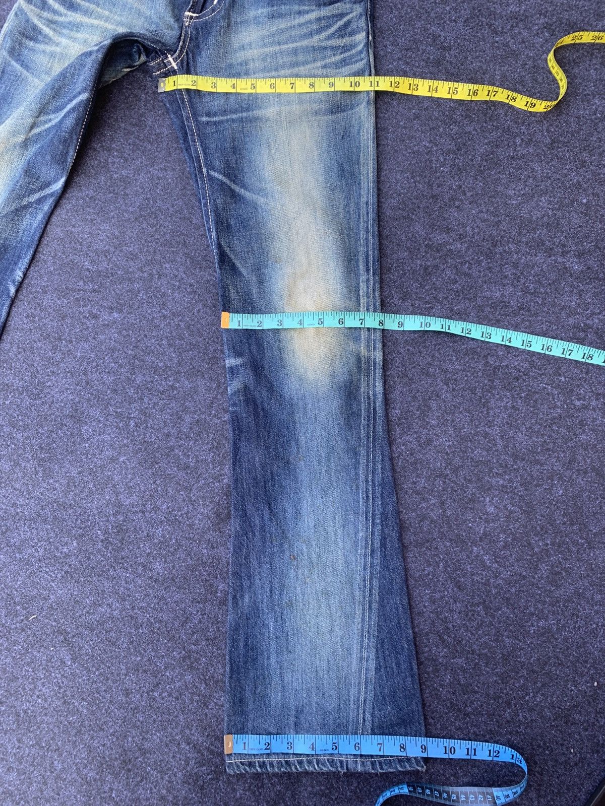 Edwin 𝗙𝗟𝗔𝗥𝗘 EDWIN BLUE TRIP HAWAII & NICE FADED BLUE. Size US 30 / EU 46 - 9 Thumbnail